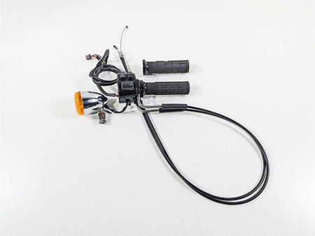 2014 Harley FXDL Dyna Low Rider Right Hand Control Switch + Blinker 72944-12 {{ shop.shopifyCountryName }} - Mototech271