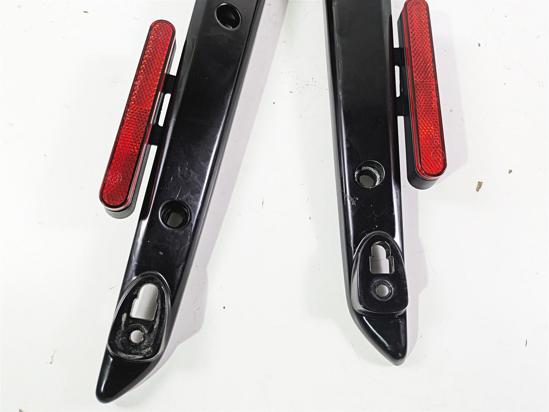 2024 Harley Sportster RH975 S Rear Fender Support Strut Set 47200749A 47200765A {{ shop.shopifyCountryName }} - Mototech271