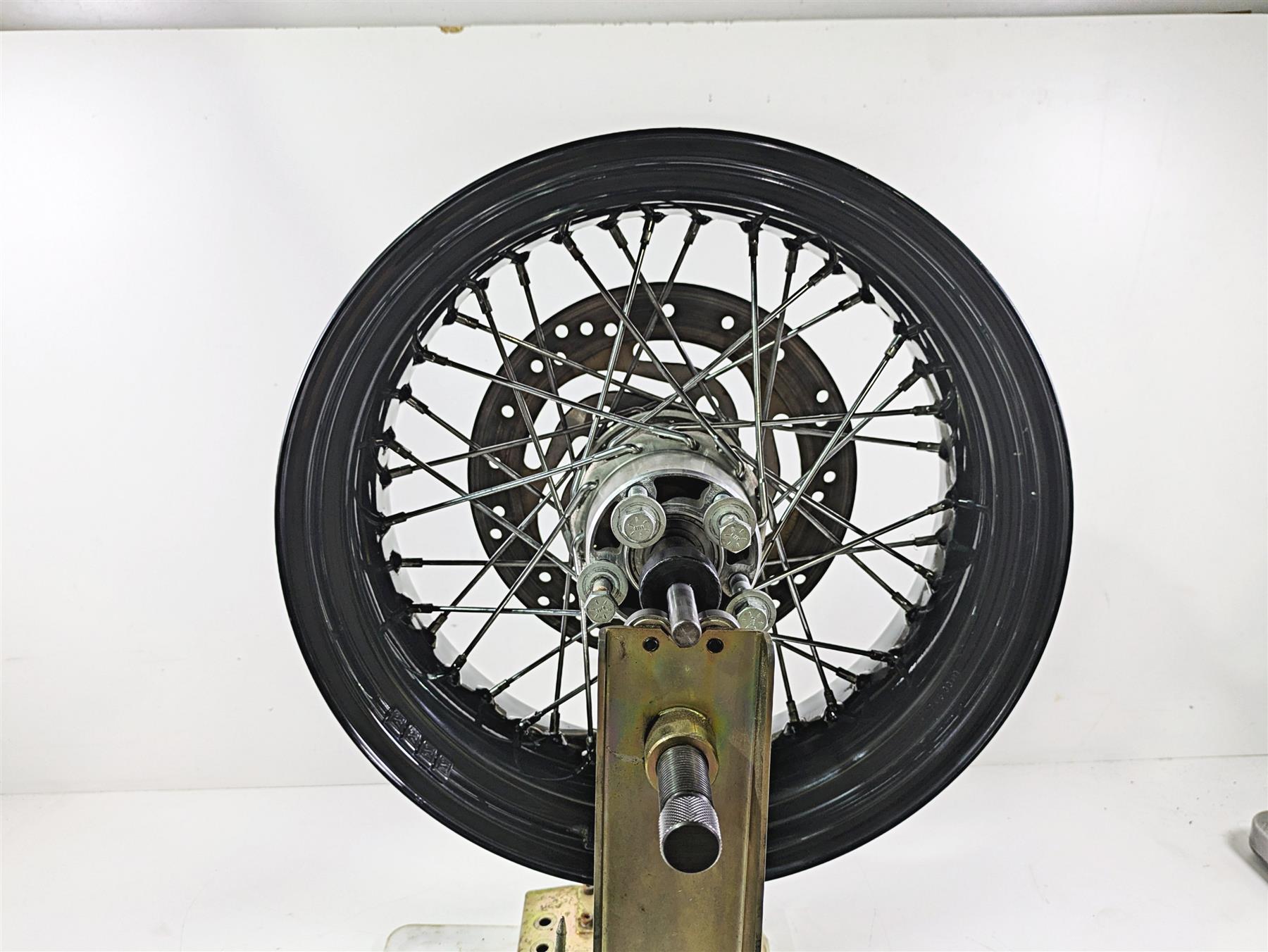 2008 Harley FLSTSB Cross Bones Rear Wheel Rim 17x6 -Read 44936-08 {{ shop.shopifyCountryName }} - Mototech271