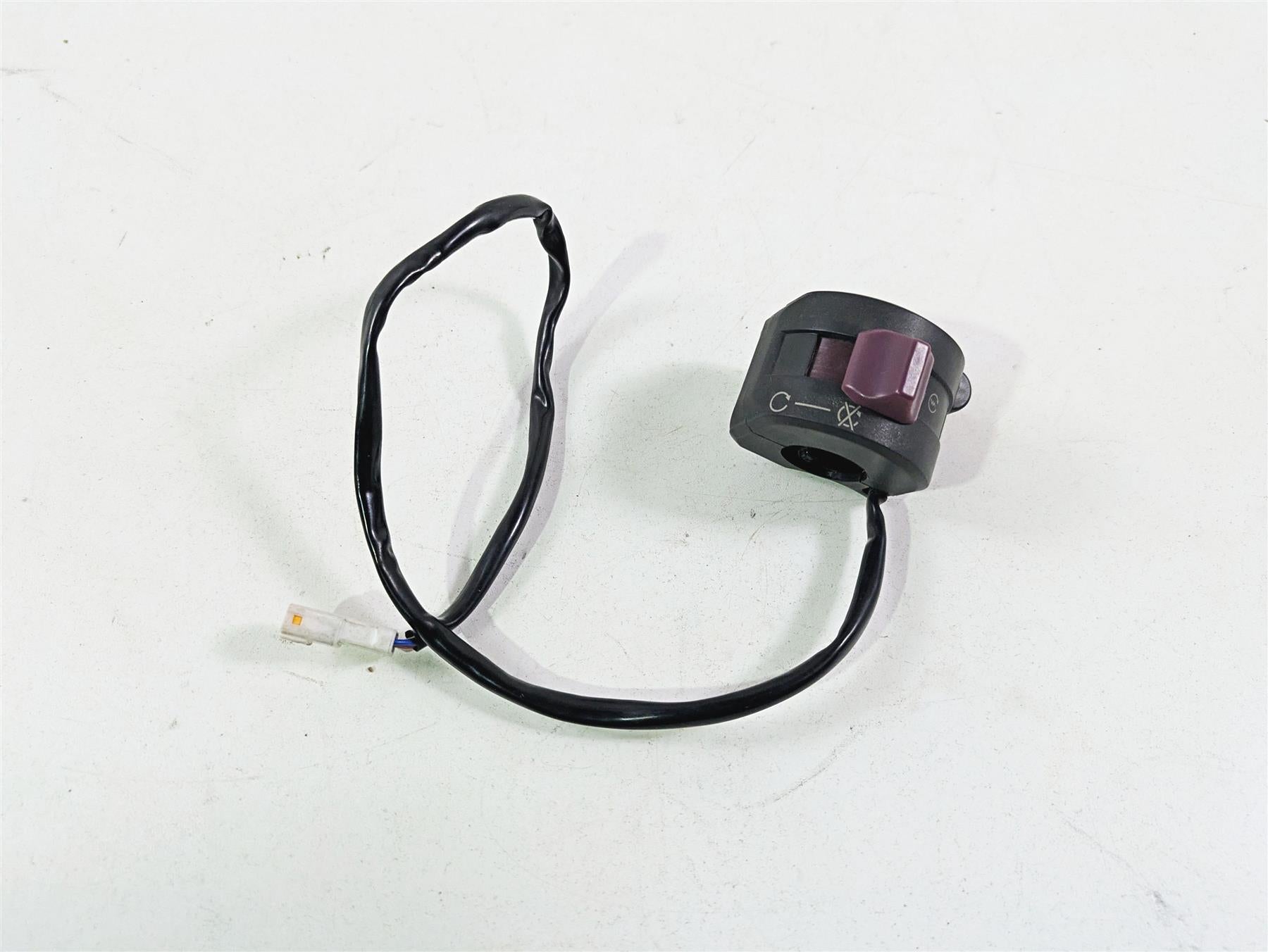 2013 Ducati Hypermotard 821 SP Right Hand Start Stop Control Switch 65010121E {{ shop.shopifyCountryName }} - Mototech271