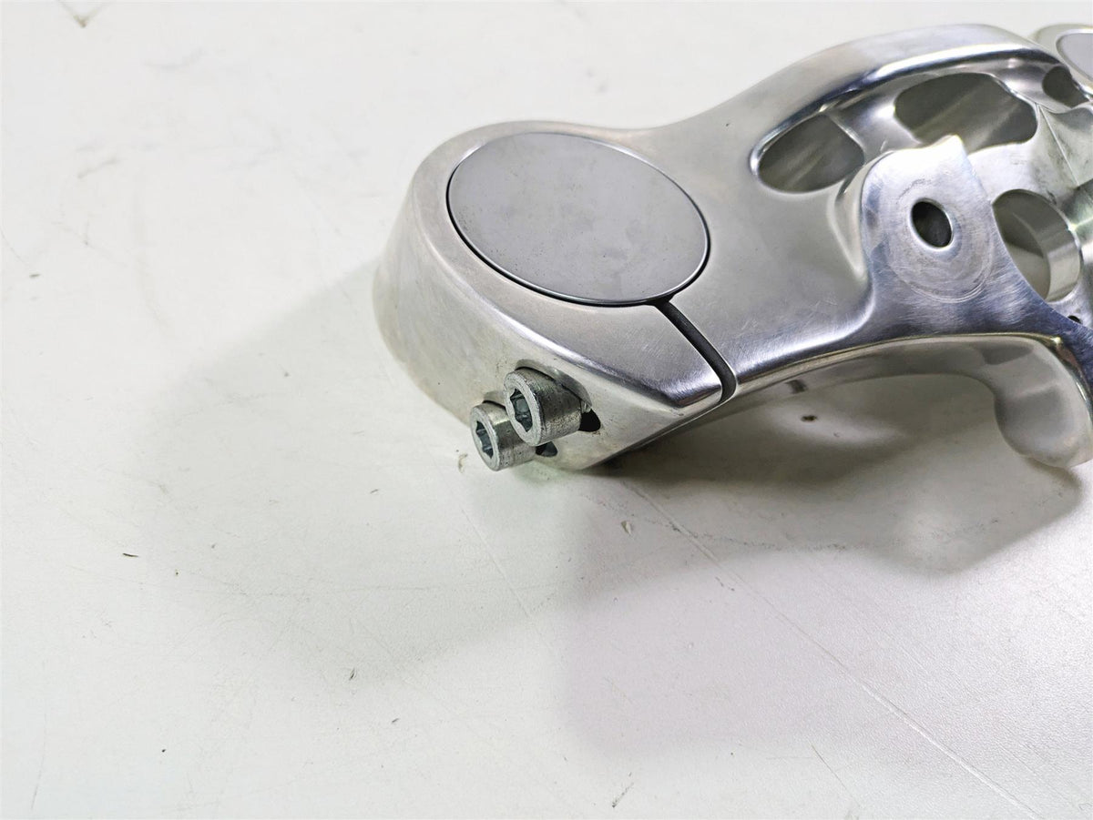 2006 Harley VRSCR Street V-Rod Upper Triple Tree Steering Clamp 46780-06 {{ shop.shopifyCountryName }} - Mototech271