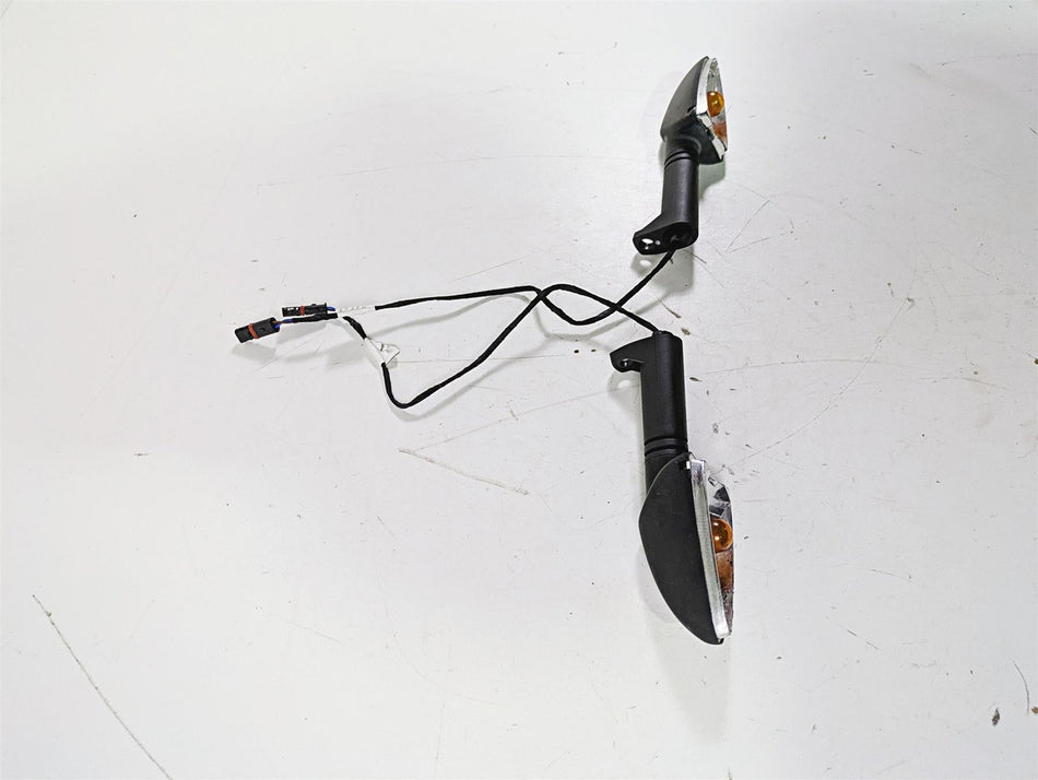 2019 BMW G310GS K02 Rear Blinker Turn Signal Set - Read 63138534355 63138534354 {{ shop.shopifyCountryName }} - Mototech271