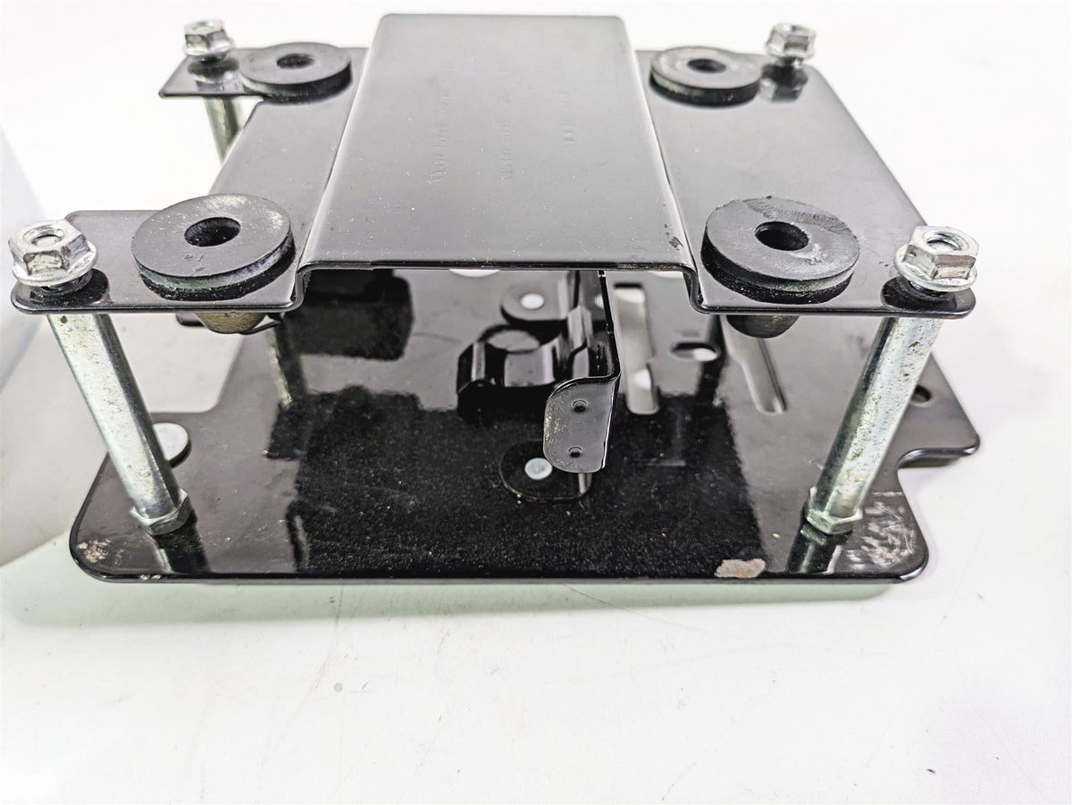 2002 Harley Dyna FXDL Low Rider Electrical Box Carrier & Chrome Cover 66333-99 {{ shop.shopifyCountryName }} - Mototech271