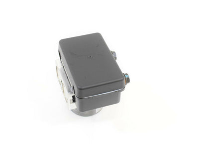 2015 MV Agusta F3 800 EAS Abs Brake Pump Module 8000B9136 {{ shop.shopifyCountryName }} - Mototech271