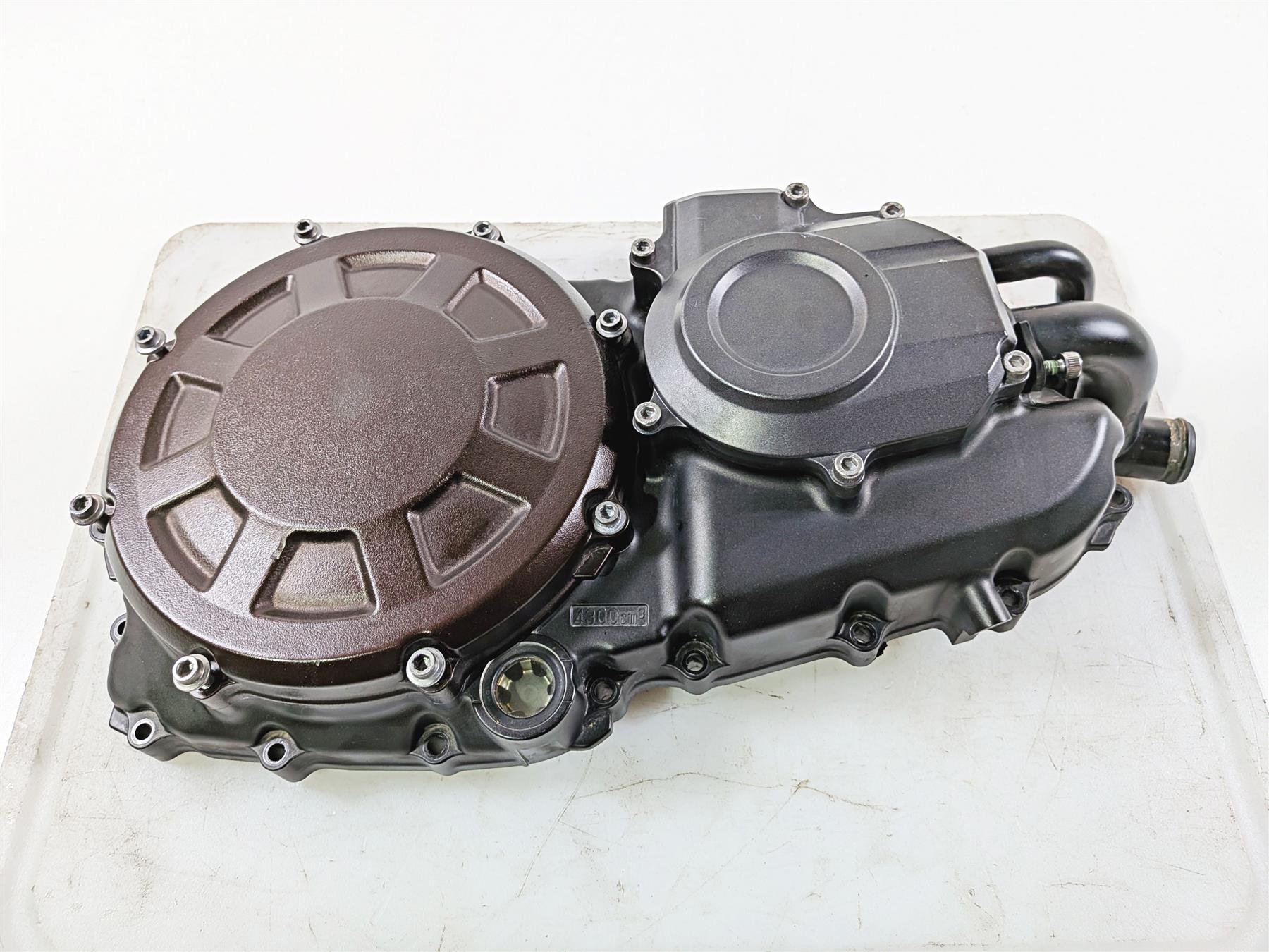 2009 Yamaha VMX17 V-Max 1700 Engine Side Clutch Cover 2S3-15431-00-Mototech271
