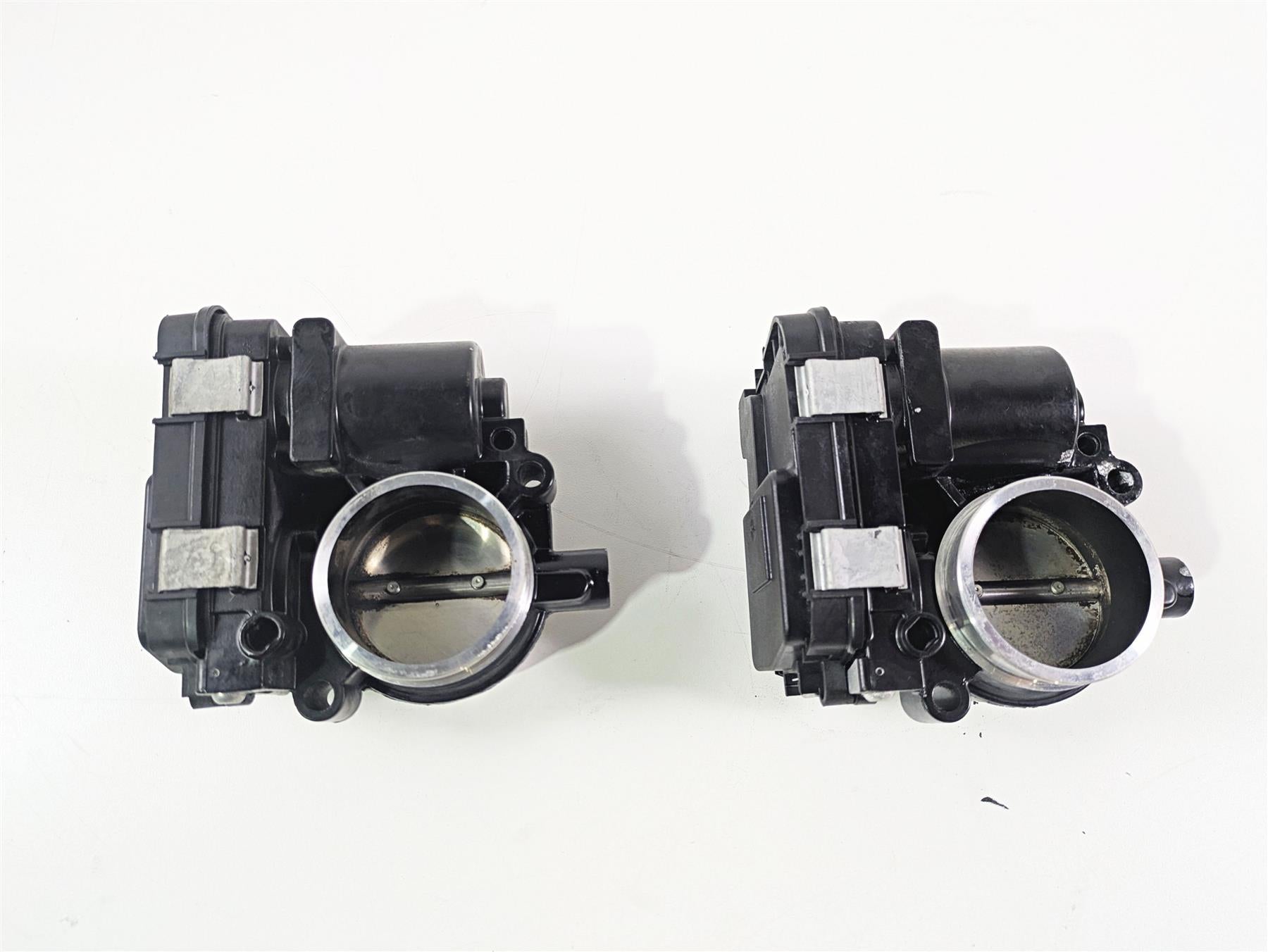 2016 BMW R1200RT K52 Throttle Body Bodies Set 13548564959 {{ shop.shopifyCountryName }} - Mototech271