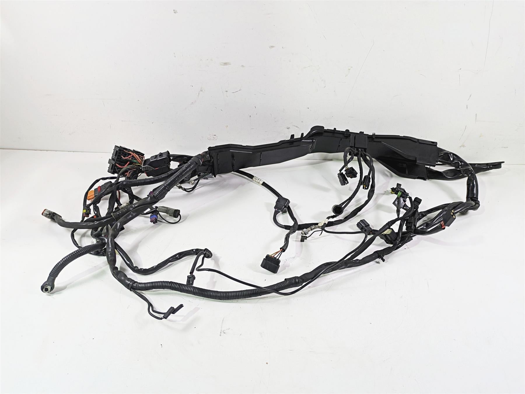 2009 Harley Touring FLHX Street Glide Wiring Harness Loom No Abs - Read 70985-09 | Mototech271