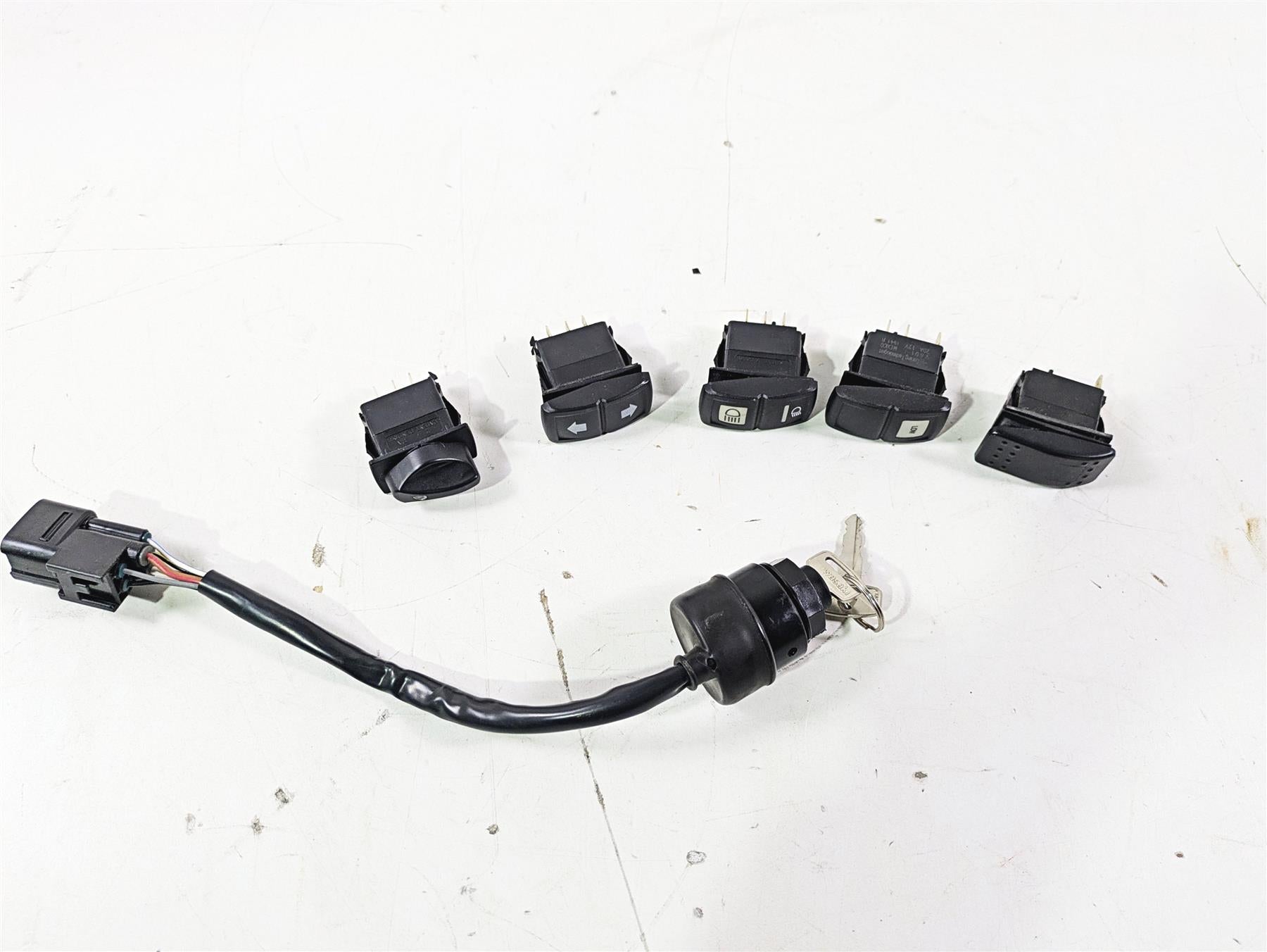 2020 Kawasaki Teryx KRX KRF 1000 Ignition Light Awd Switch & Key Set 27005-0643 {{ shop.shopifyCountryName }} - Mototech271