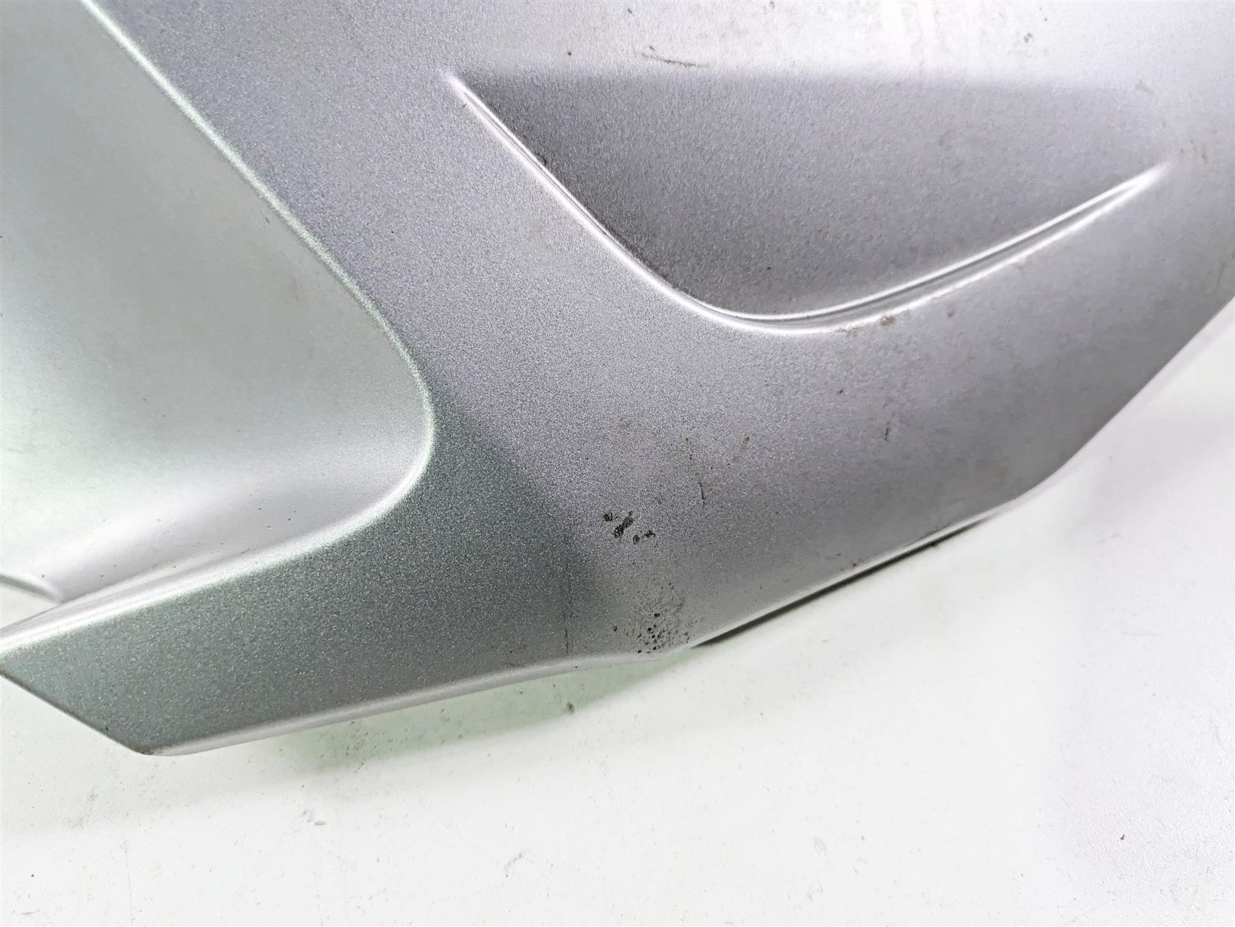 2009 BMW R1200RT K26 Right Main Side Fairing Cover Cowl 46637681054 {{ shop.shopifyCountryName }} - Mototech271