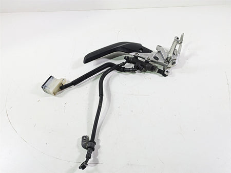 2017 Honda CBR600RR Right Footpeg & Rear Brake Master Cylinder 50600-MFJ-D00 {{ shop.shopifyCountryName }} - Mototech271