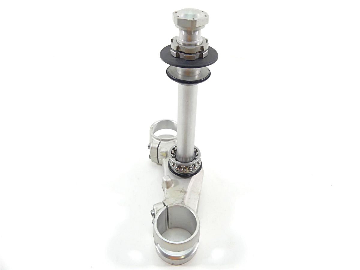 2022 Triumph Speed Triple 1200 RS Lower Triple Tree Steering Clamp 54mm T2045130 {{ shop.shopifyCountryName }} - Mototech271