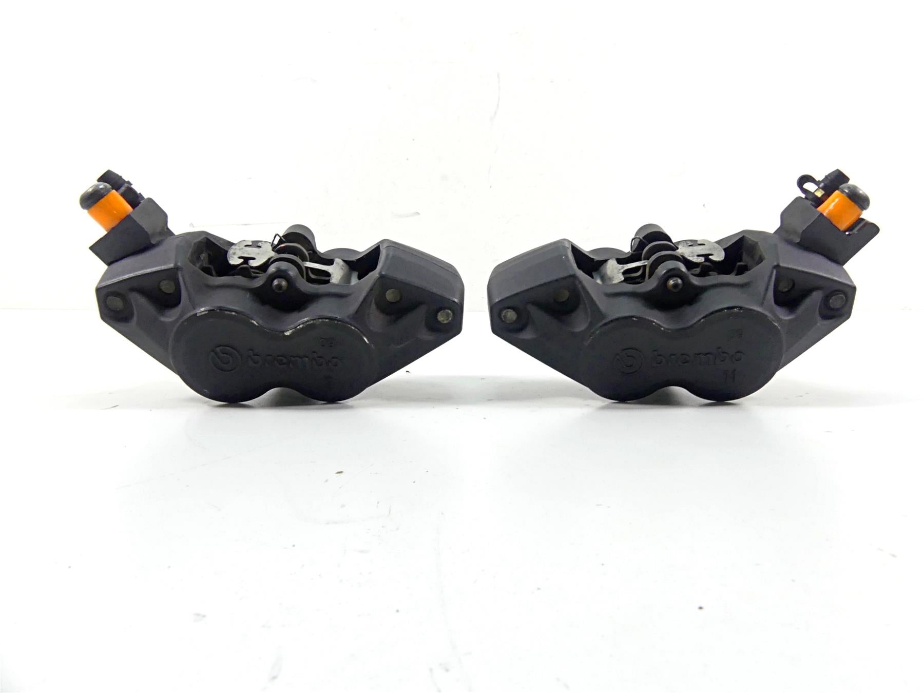 2009 BMW R1200GS K255 Adv Front Brembo Brake Caliper Set 34117711438 34117711439 {{ shop.shopifyCountryName }} - Mototech271