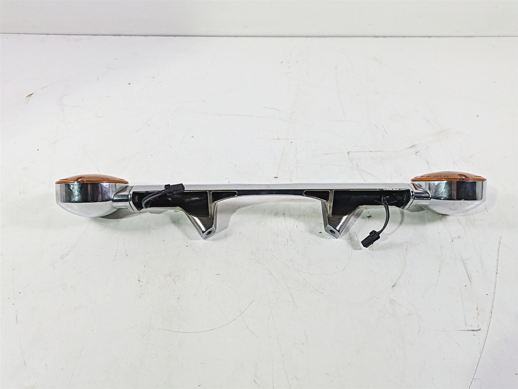 1996 Harley Touring FLHTCUI Electra Glide Rear Turn Signal Blinker Bar 68510-74B {{ shop.shopifyCountryName }} - Mototech271