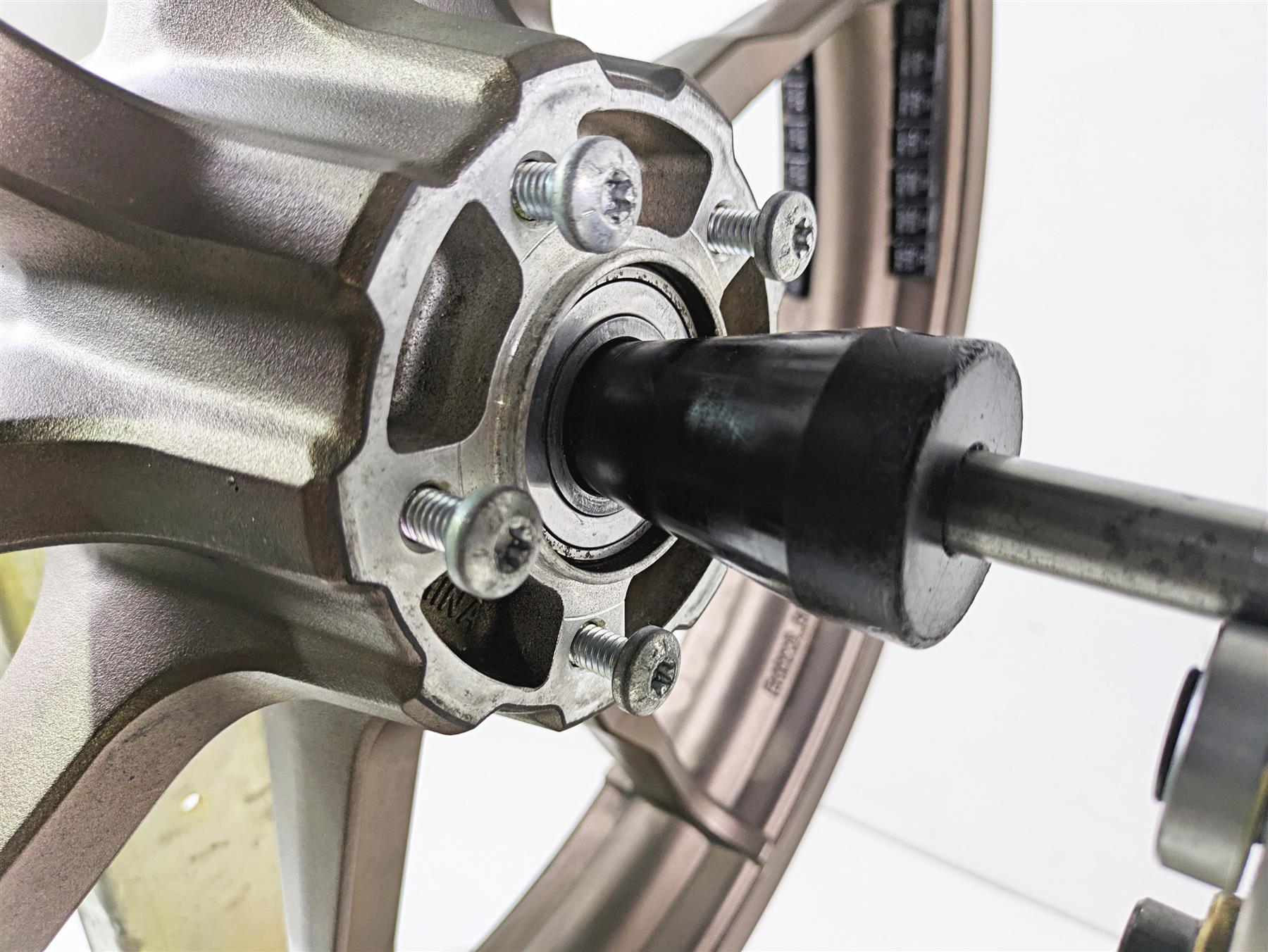 2022 Harley FXLRS Softail Low Rider Front Rim Wheel 9 Spoke 19x2.5 Bronze 43300740 {{ shop.shopifyCountryName }} - Mototech271