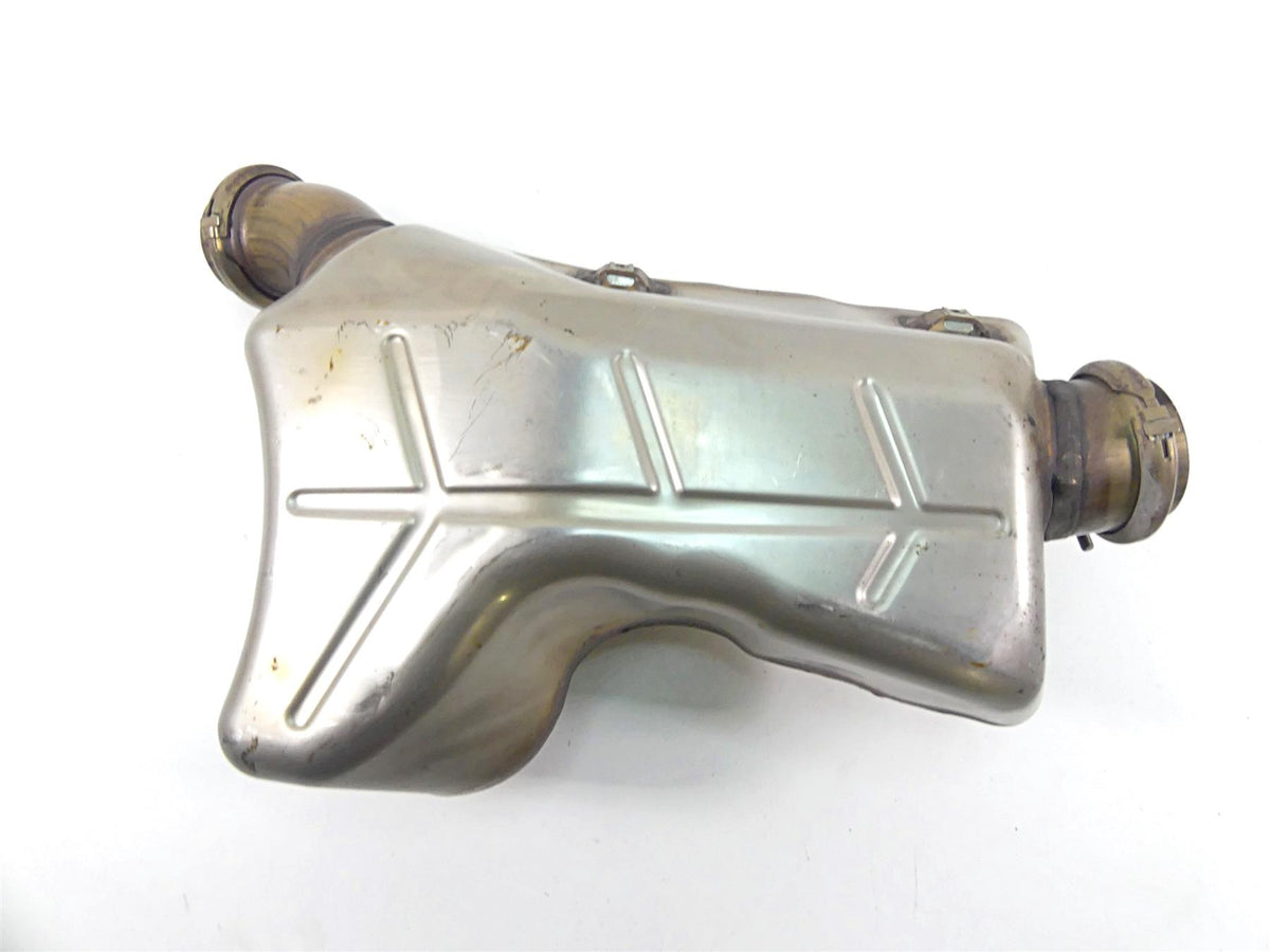2016 KTM 1290 Super Duke R Oem Exhaust Mid Pre Muffler Chamber 61305050200 {{ shop.shopifyCountryName }} - Mototech271