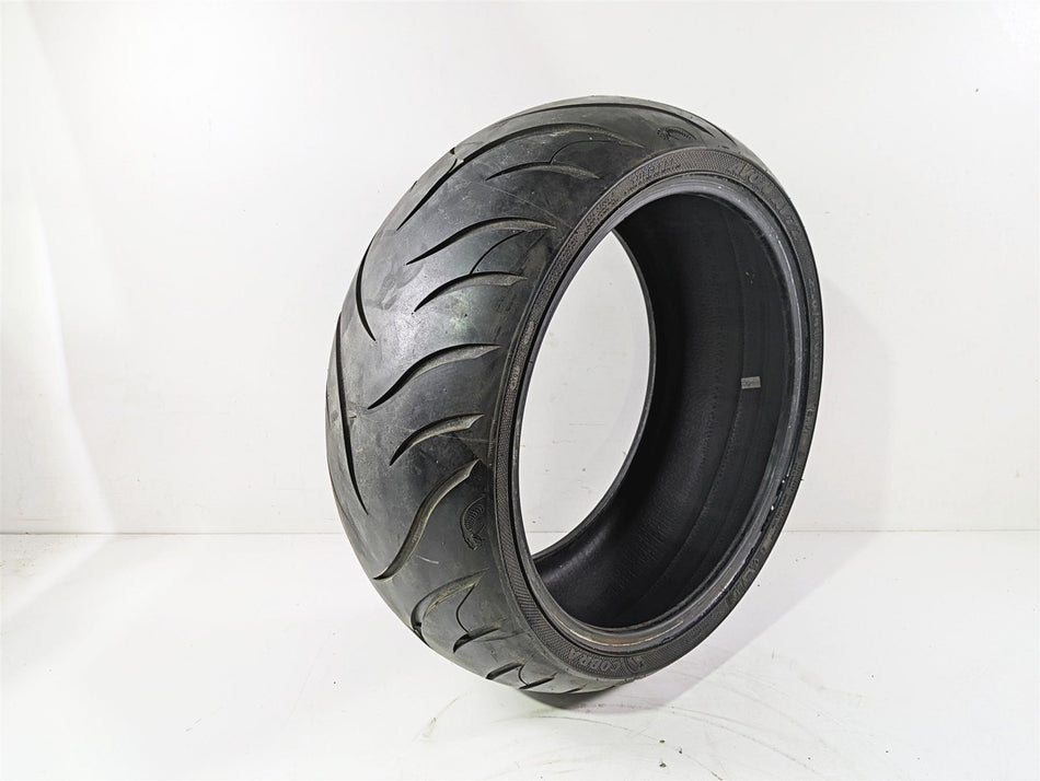 Used Motorcycle Rear Tire Avon AV72 Cobra 250/40RVR18 81V From 2008 29142659990 {{ shop.shopifyCountryName }} - Mototech271