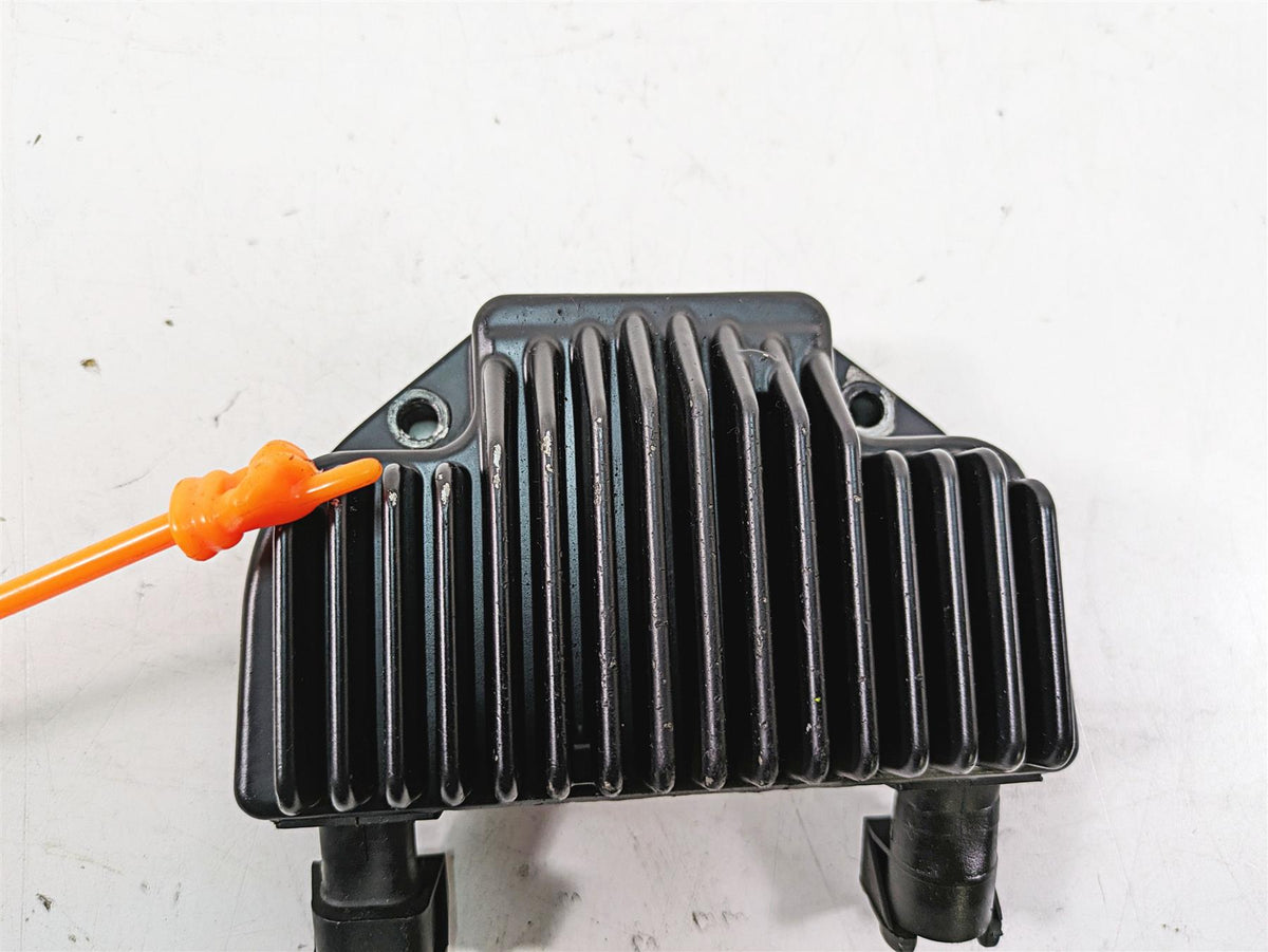2015 Harley FXDL Dyna Low Rider Rectifier Voltage Regulator 74631-08A {{ shop.shopifyCountryName }} - Mototech271