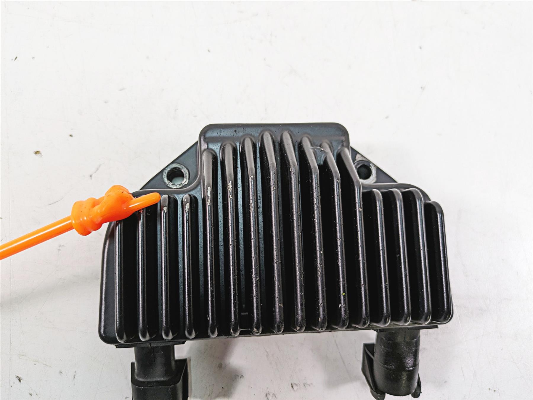 2015 Harley FXDL Dyna Low Rider Rectifier Voltage Regulator 74631-08A {{ shop.shopifyCountryName }} - Mototech271
