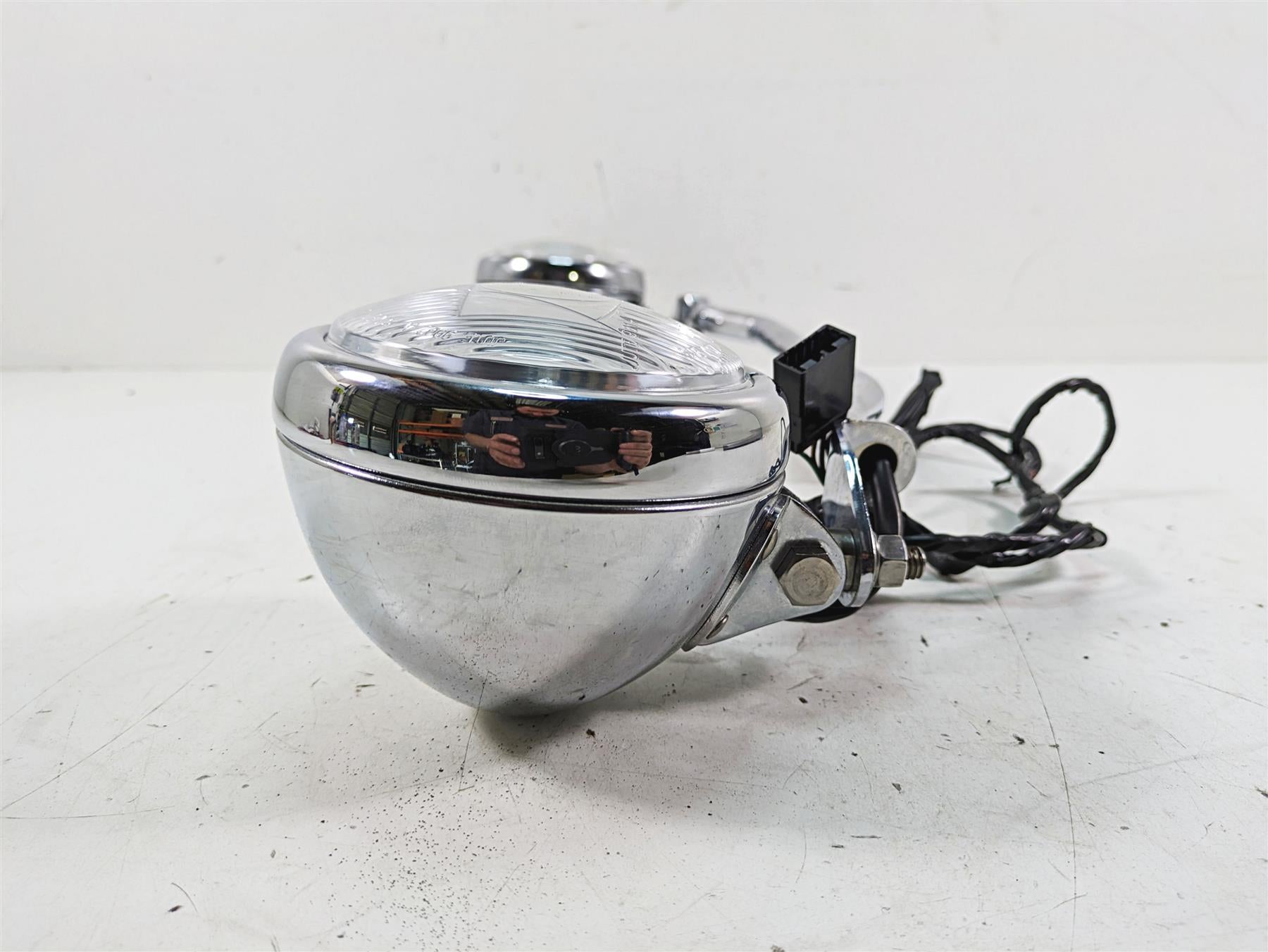 2011 Triumph America Auxiliary Lamps Spotlight Spot Light Bar A9830007 {{ shop.shopifyCountryName }} - Mototech271