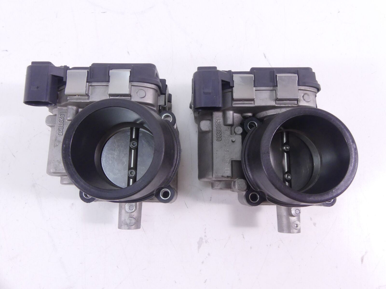 2016 Ducati Hypermotard 939SP Throttle Body Bodies Fuel Injector Set 28240904A {{ shop.shopifyCountryName }} - Mototech271