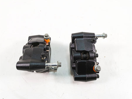 2009 Harley FXDF Dyna Fat Bob Front Brake Caliper Set 44046-08 44487-08 {{ shop.shopifyCountryName }} - Mototech271