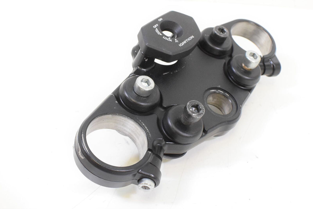 2015 Suzuki GSXR1300R Hayabusa Upper Triple Tree Steering Clamp 51311-24F50 {{ shop.shopifyCountryName }} - Mototech271