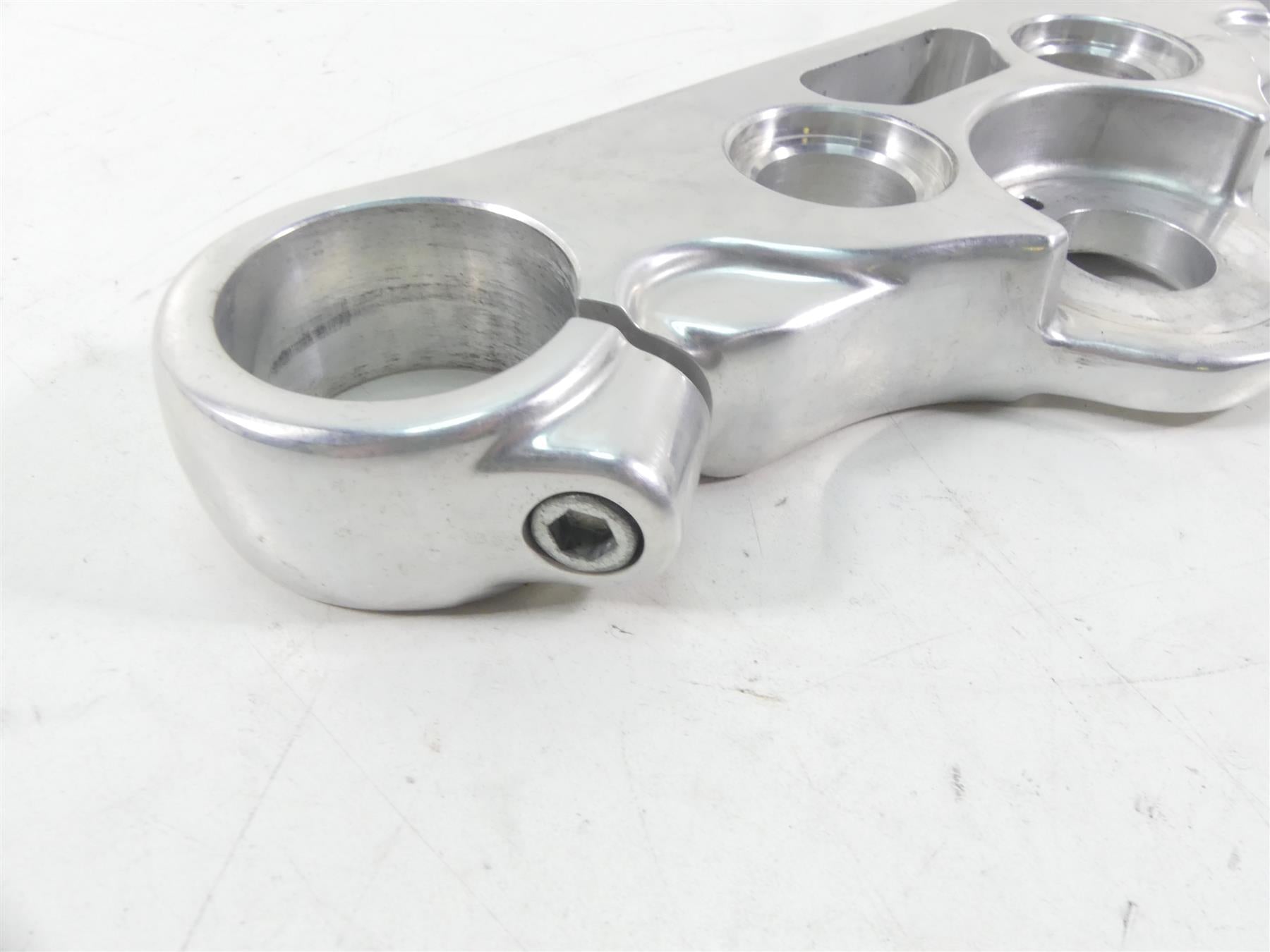 2013 Harley FXDWG Dyna Wide Glide Upper Triple Tree Steering Clamp 49mm 46700-08 {{ shop.shopifyCountryName }} - Mototech271