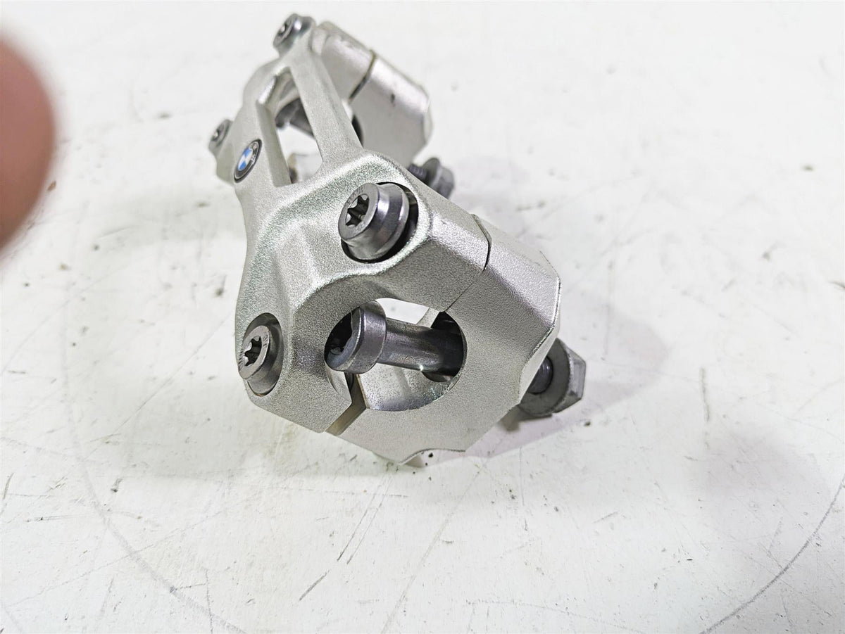 2017 BMW S1000R K47 Handlebar Holder Riser Clamp Set 31428562405 8545997 {{ shop.shopifyCountryName }} - Mototech271