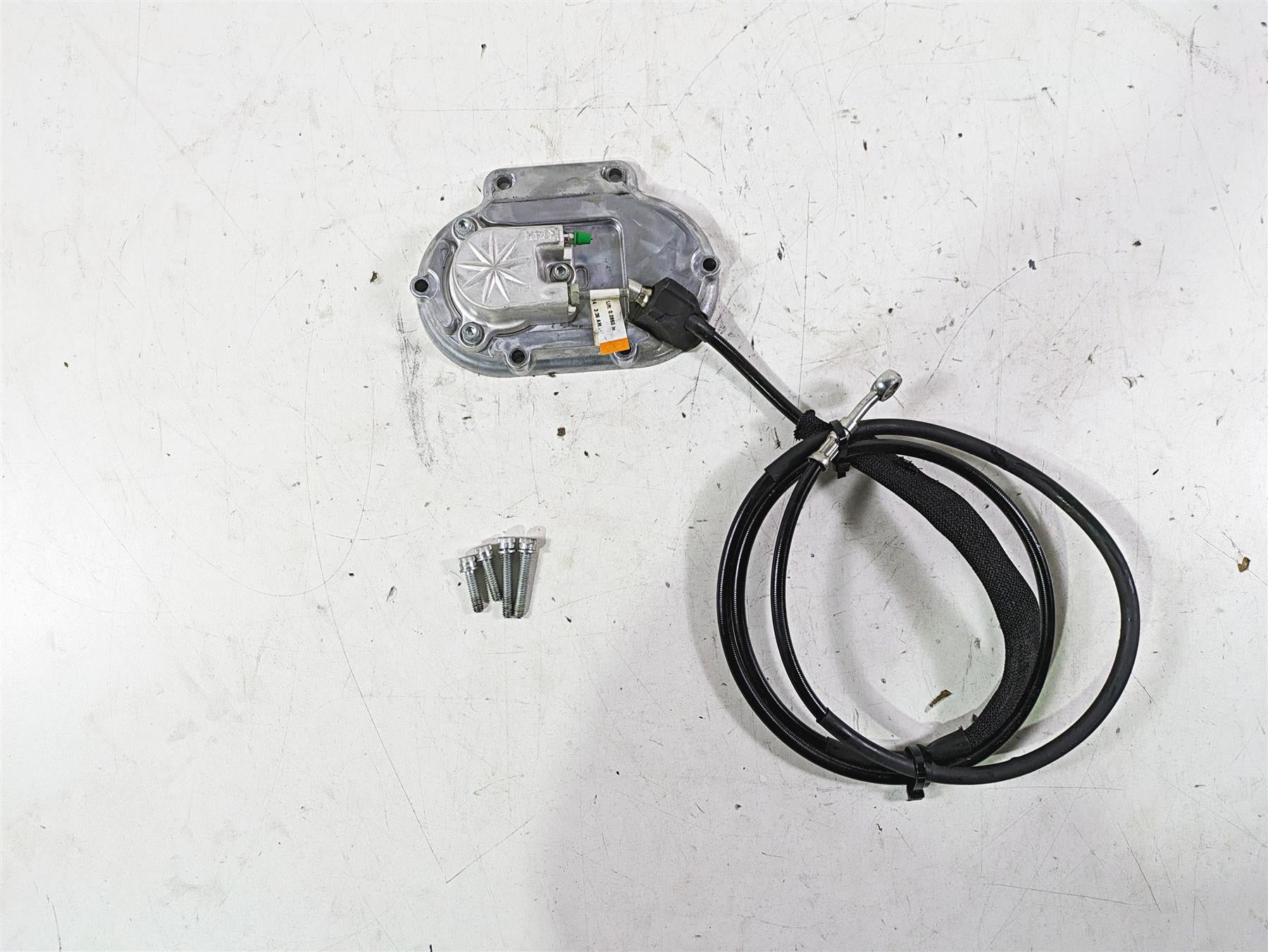 2015 Harley Touring FLHXS Street Glide Clutch Slave Cylinder 25700178 {{ shop.shopifyCountryName }} - Mototech271
