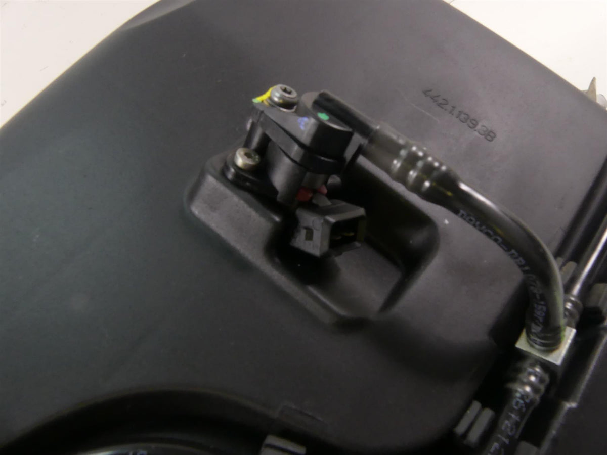 2010 Ducati Streetfighter 1098 S Air Box Cleaner Breather & Injectors 44211393B {{ shop.shopifyCountryName }} - Mototech271