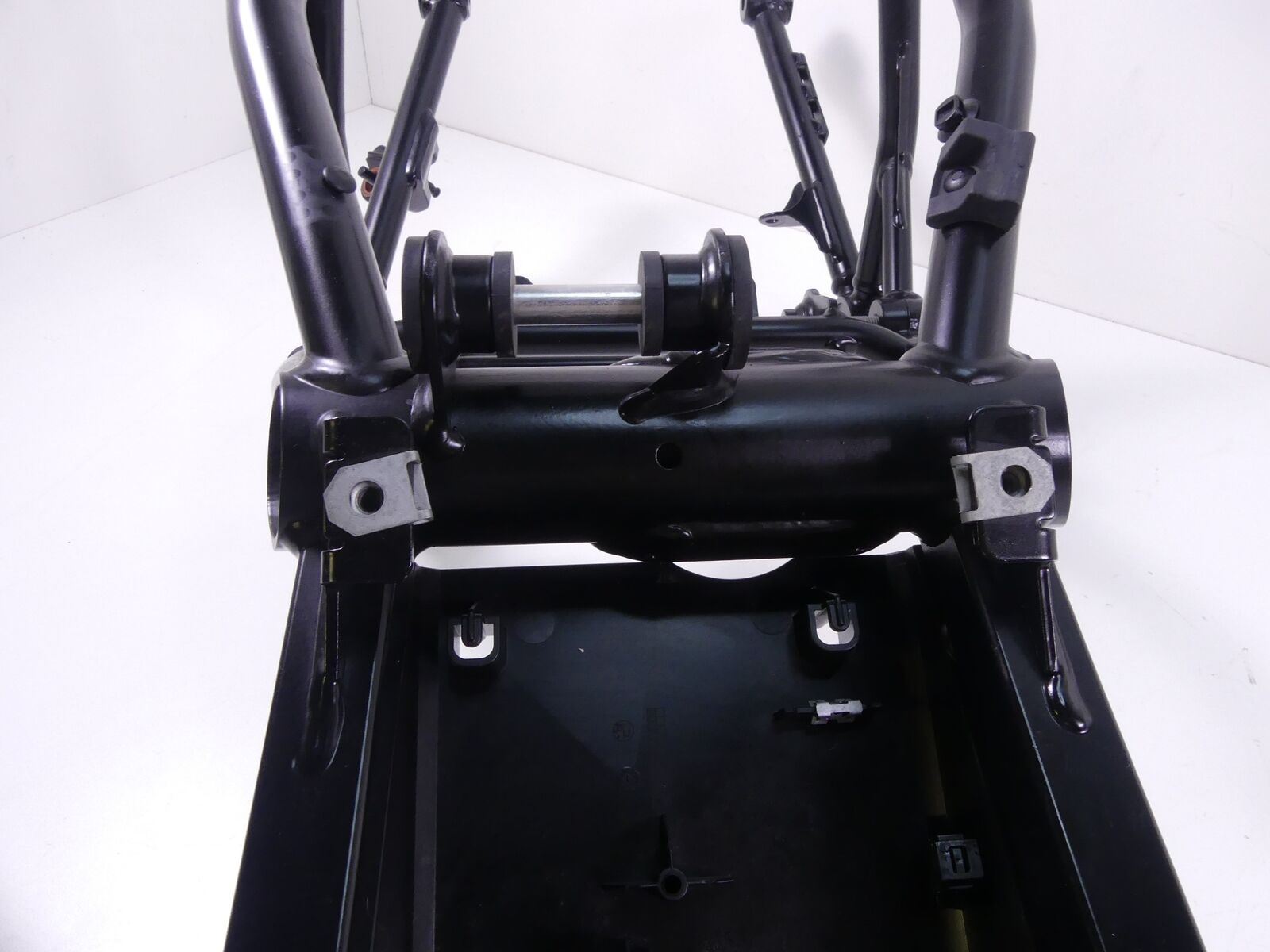 2018 BMW R nineT Urban GS K33 Front & Rear Main & Sub Frame Set Slvg 46518561795 {{ shop.shopifyCountryName }} - Mototech271