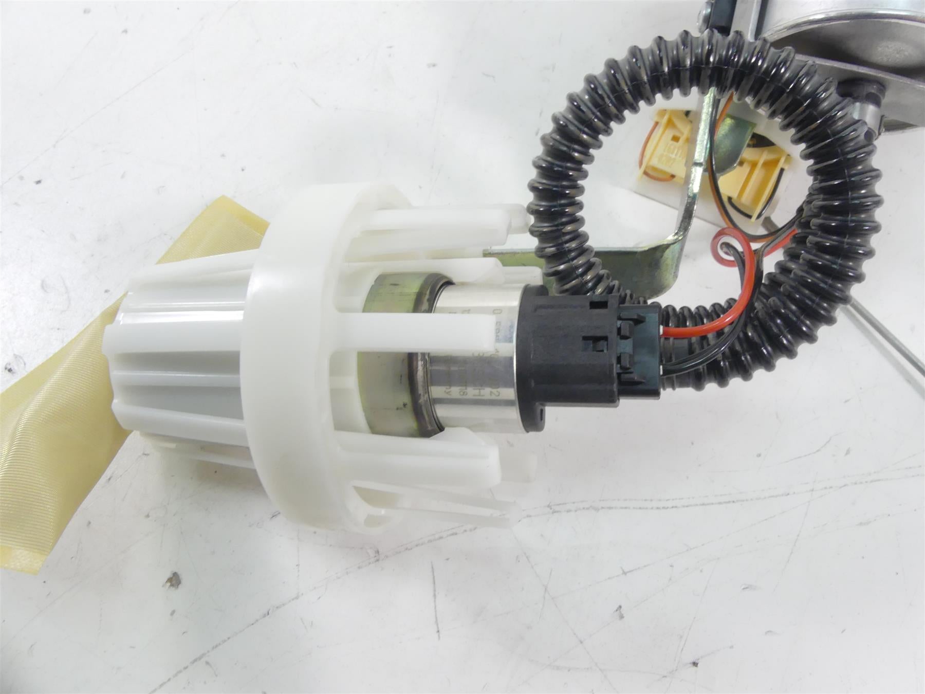 2017 BMW R1200RT K52 Fuel Gas Petrol Pump & Sending Unit 16148521488 {{ shop.shopifyCountryName }} - Mototech271