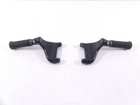 2006 Harley Sportster XL1200 C Passenger Foot Peg Rest Set 49314-04 49315-04 {{ shop.shopifyCountryName }} - Mototech271