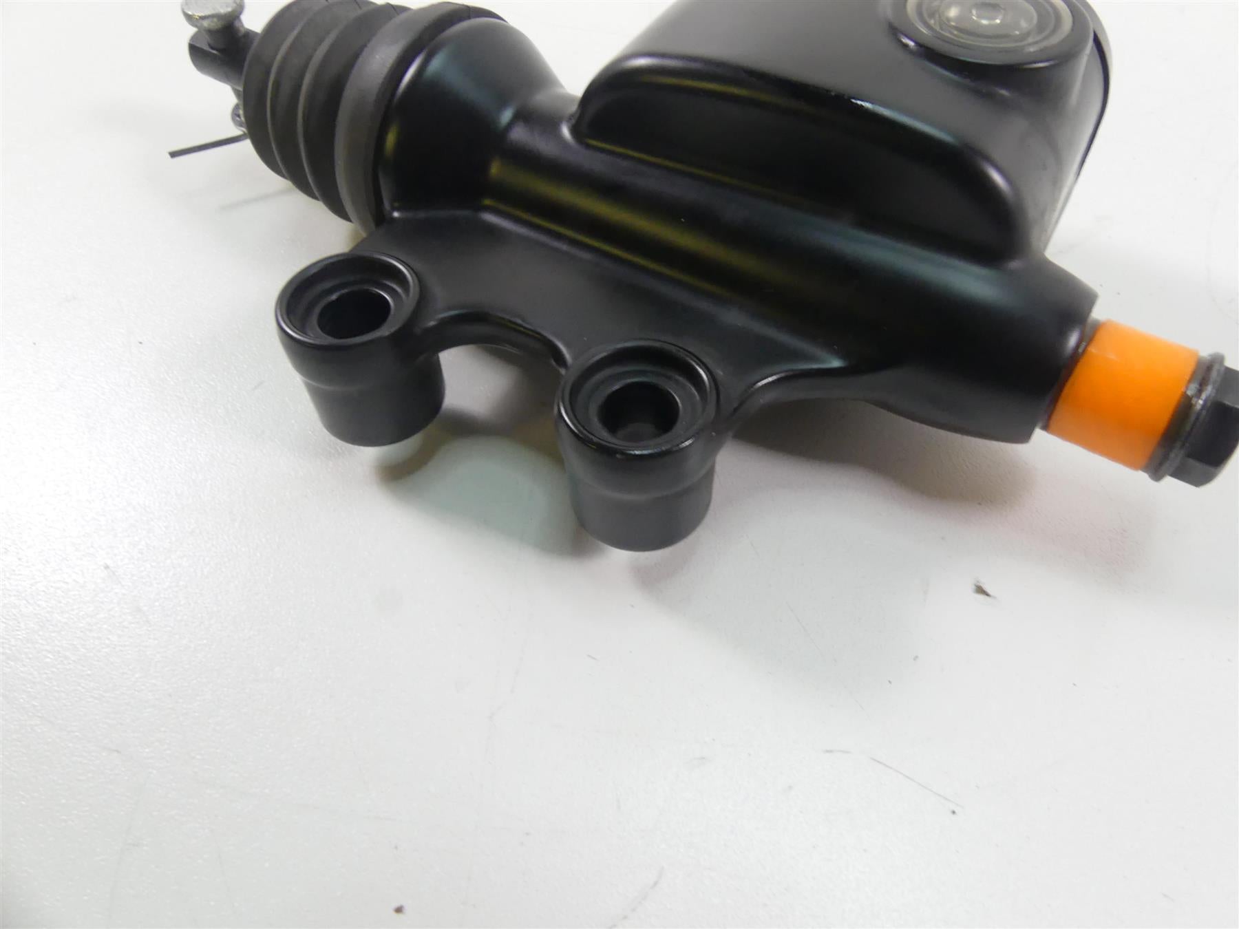 2014 Harley Touring FLHTK Electra Glide Rear Brake Master Cylinder 41700028A {{ shop.shopifyCountryName }} - Mototech271