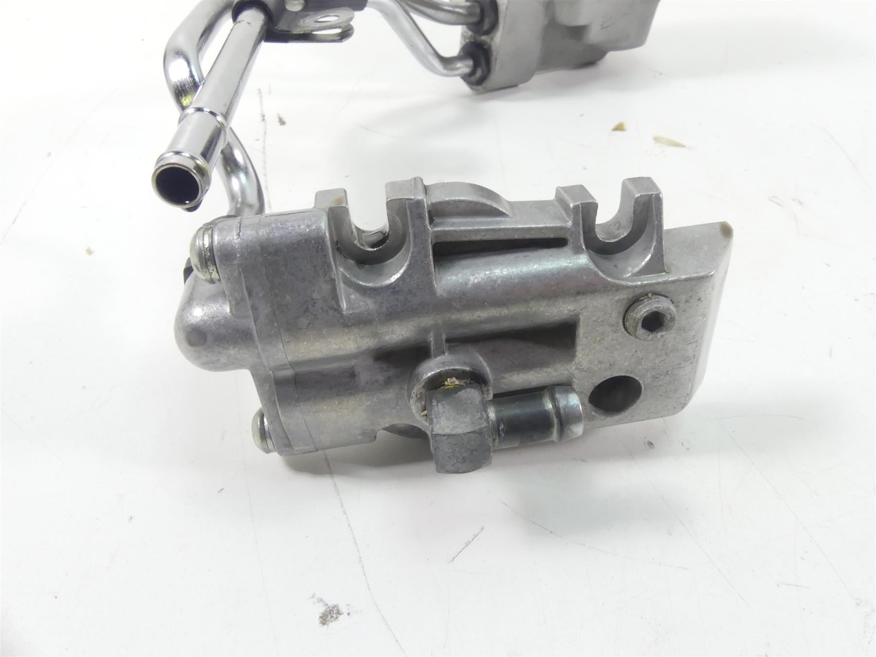 2000 Harley Dyna FXR4 CVO Super Glide Oil Pump & Lines 26219-92A {{ shop.shopifyCountryName }} - Mototech271