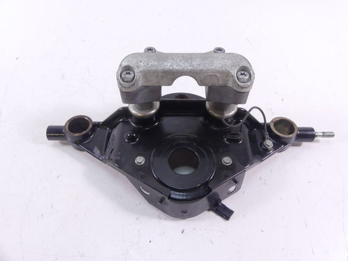2011 Harley Touring FLHRC Road King Upper Triple Tree & Handlebar Risers 45435-1 | Mototech271