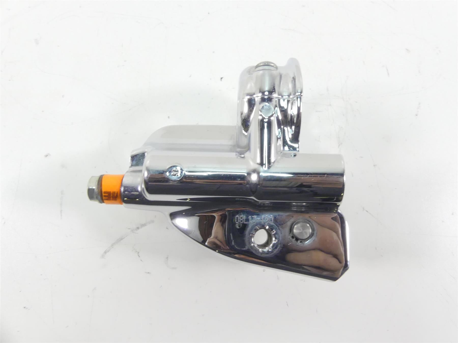 2009 Harley FLHTCU SE4 CVO E-Glide Front Chrome Brake Master Cylinder 42102-08D {{ shop.shopifyCountryName }} - Mototech271