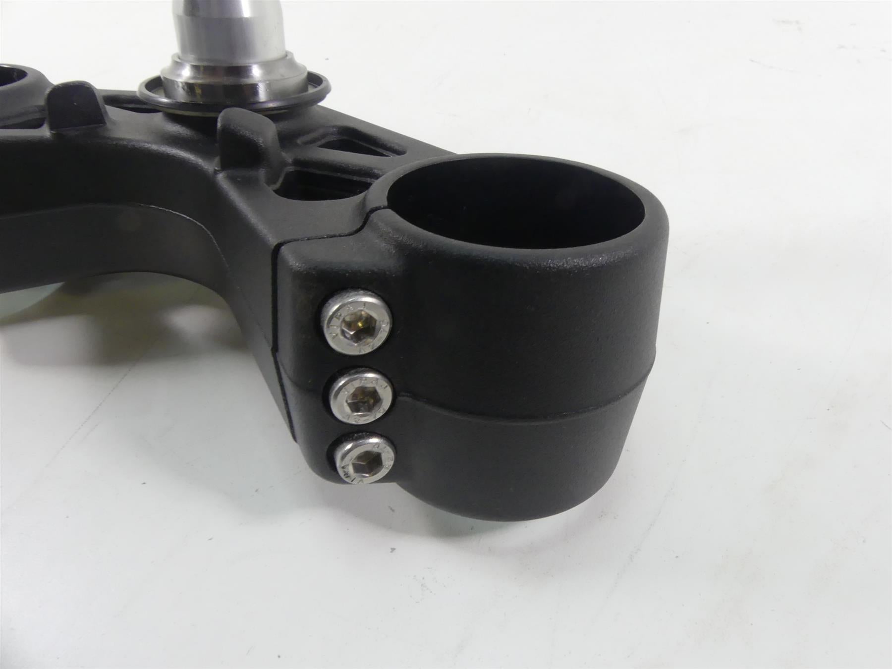 2015 Triumph 1050 Speed Triple R Lower Ohlins Triple Tree 53mm T2048460 {{ shop.shopifyCountryName }} - Mototech271