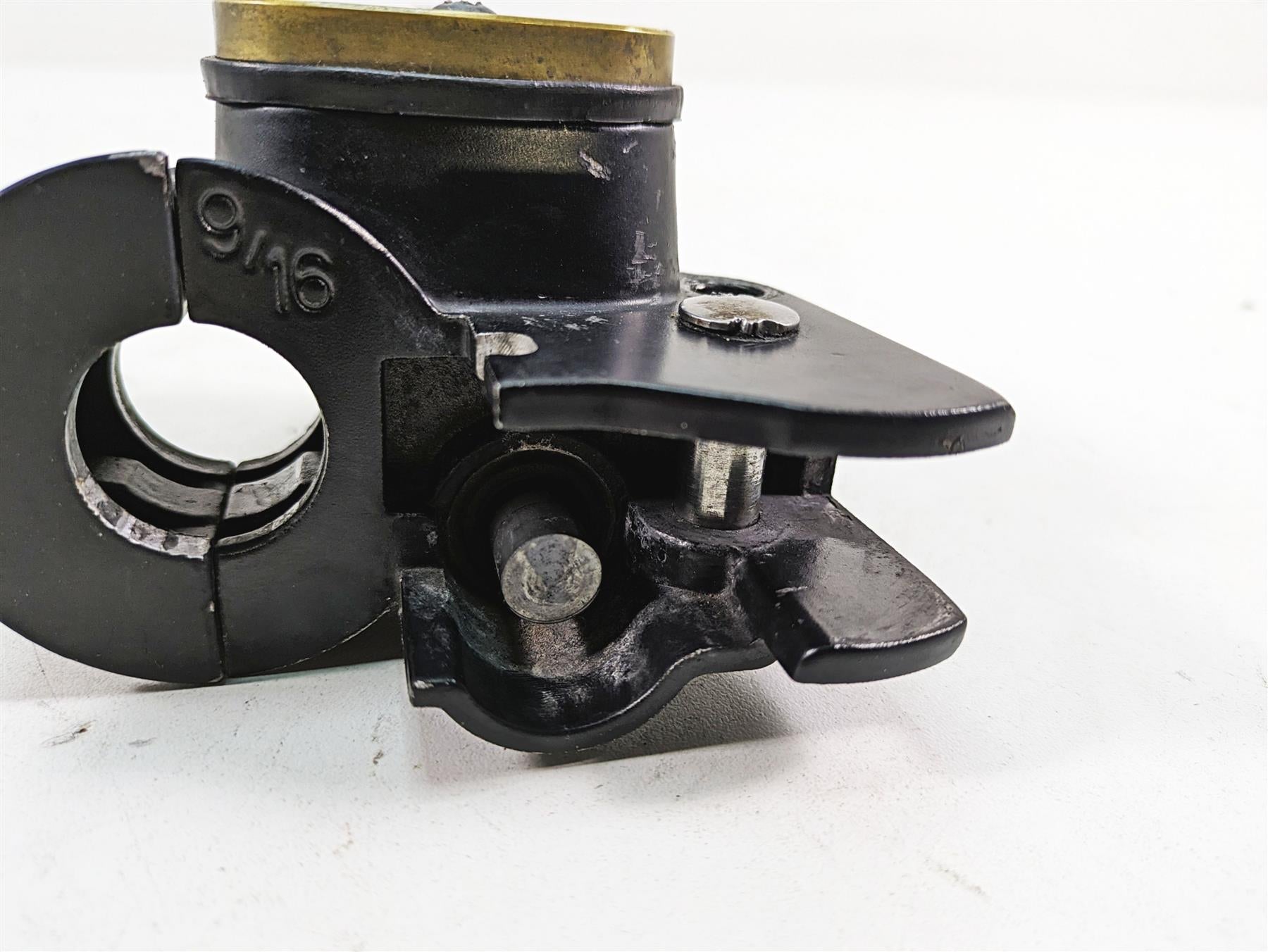 2009 Harley FXDC Dyna Super Glide Custom Front Brake Master Cylinder 45019-08C {{ shop.shopifyCountryName }} - Mototech271