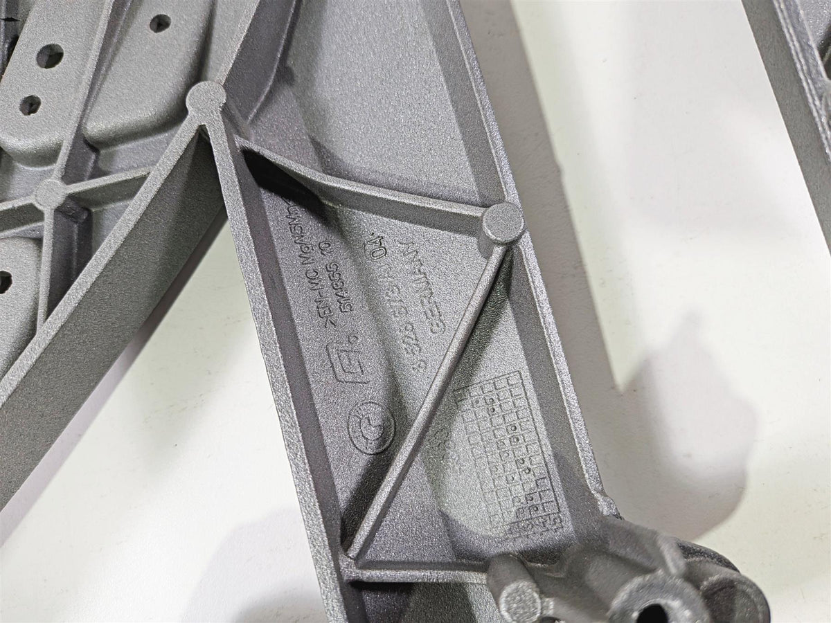 2015 BMW R1200GS K50 Front Left Right Side Stay Mounts Carrier Set 46638528674 {{ shop.shopifyCountryName }} - Mototech271