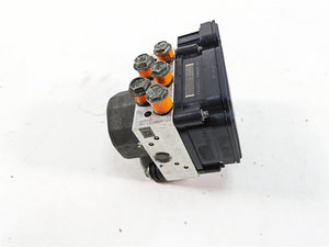 2018 Harley Touring FLHXSE CVO Street Glide Abs Brake Pump Module 41100061B | Mototech271