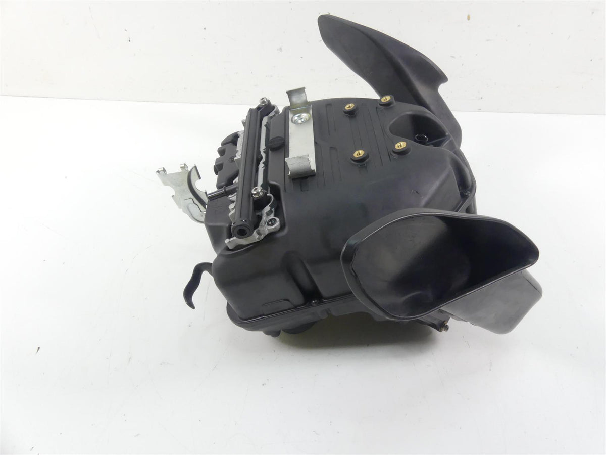 2018 Mv Agusta Brutale 800 RR Air Box Filter Cleaner & Intake Tube Set 8000C2370 {{ shop.shopifyCountryName }} - Mototech271