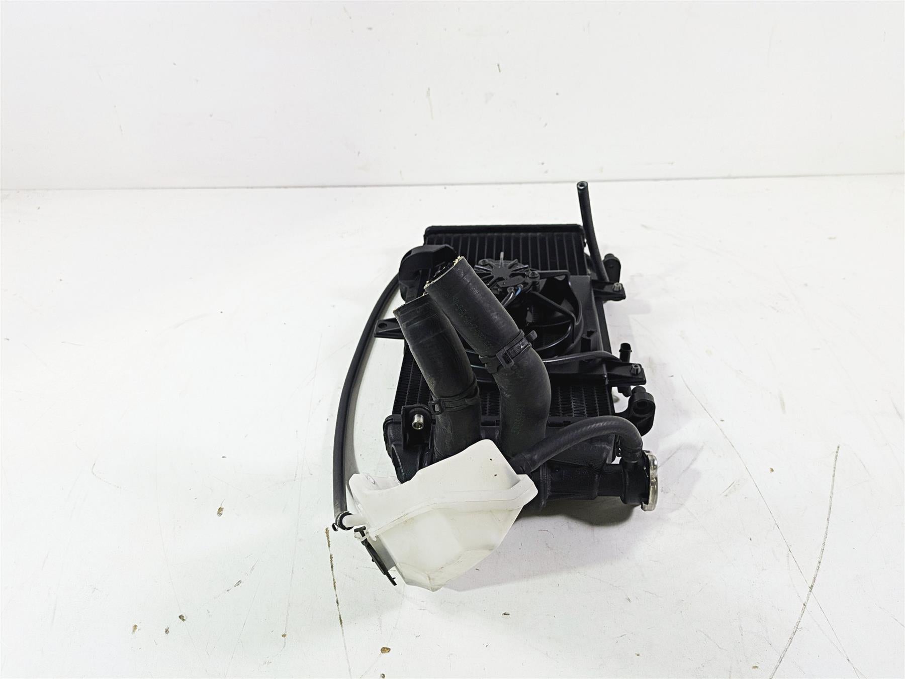 2016 BMW F800R K73 Radiator & Cover Fan Reservoir Set 7678284 16148556078 {{ shop.shopifyCountryName }} - Mototech271