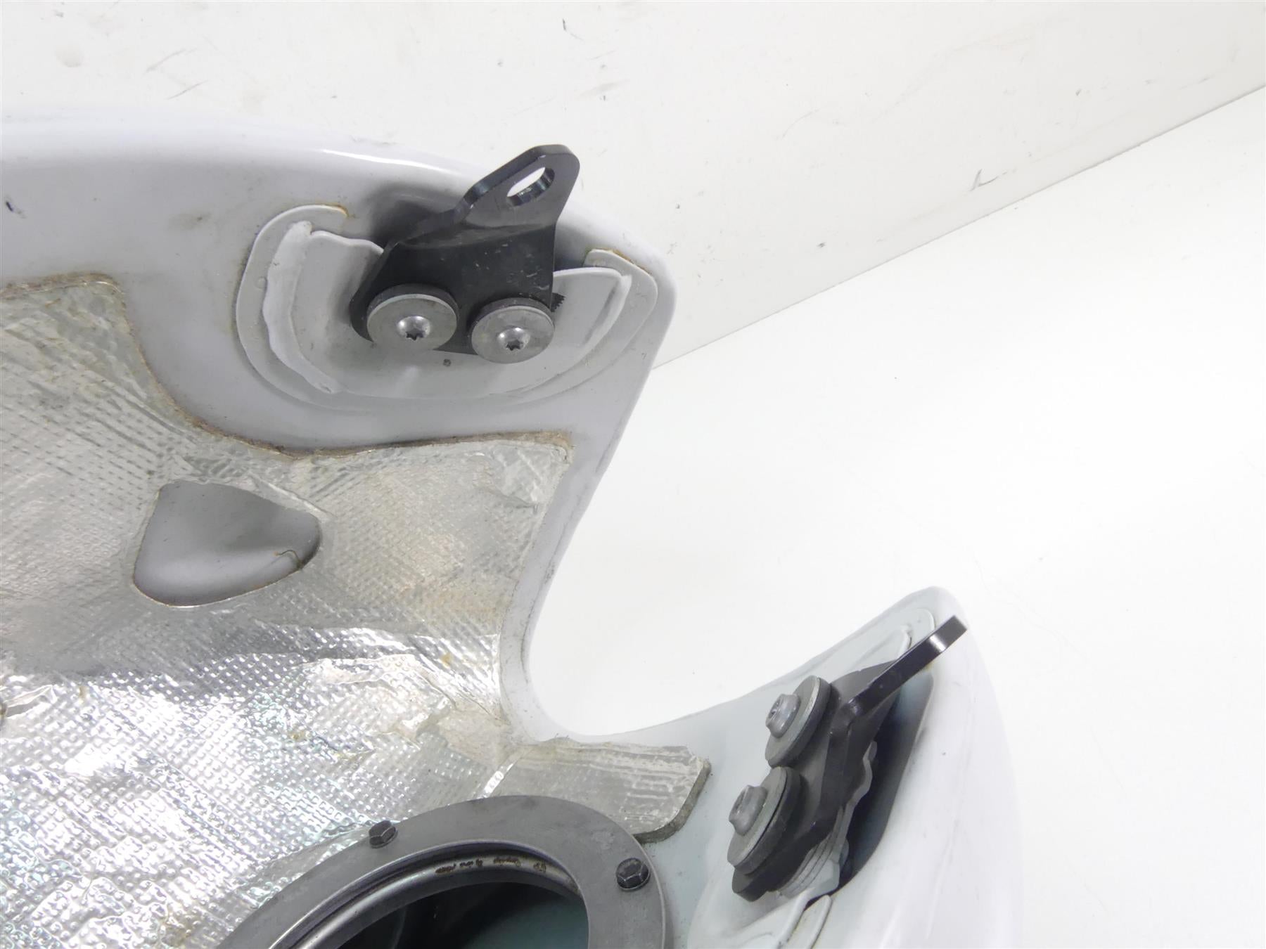 2017 BMW RnineT Racer K32 Fuel Gas Petrol Tank Lightwhite - Read 16118382849 {{ shop.shopifyCountryName }} - Mototech271