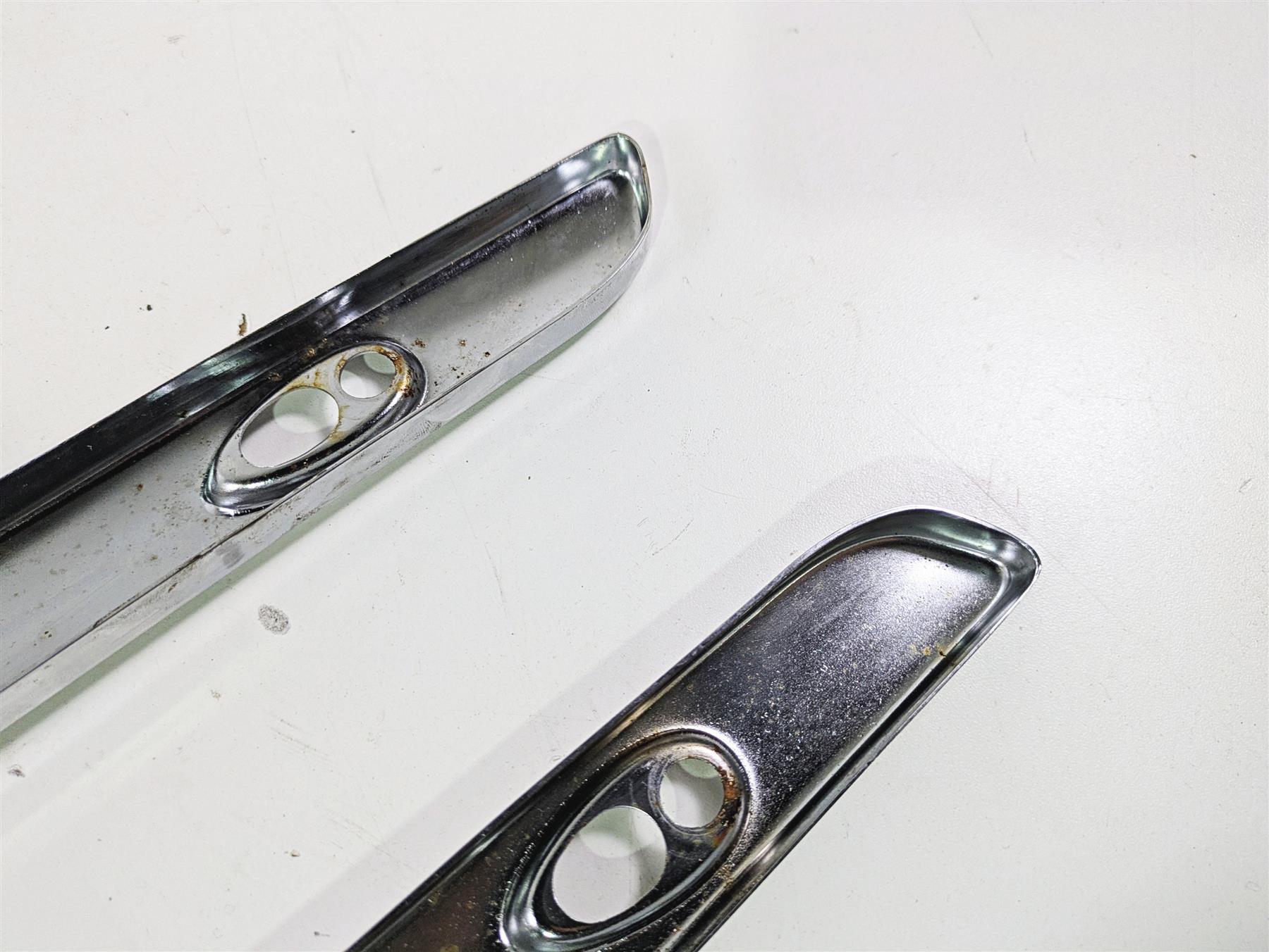 2015 Harley FXDF Dyna Fat Bob Rear Chrome Fender Struts Braces 59410-08 59281-08 {{ shop.shopifyCountryName }} - Mototech271