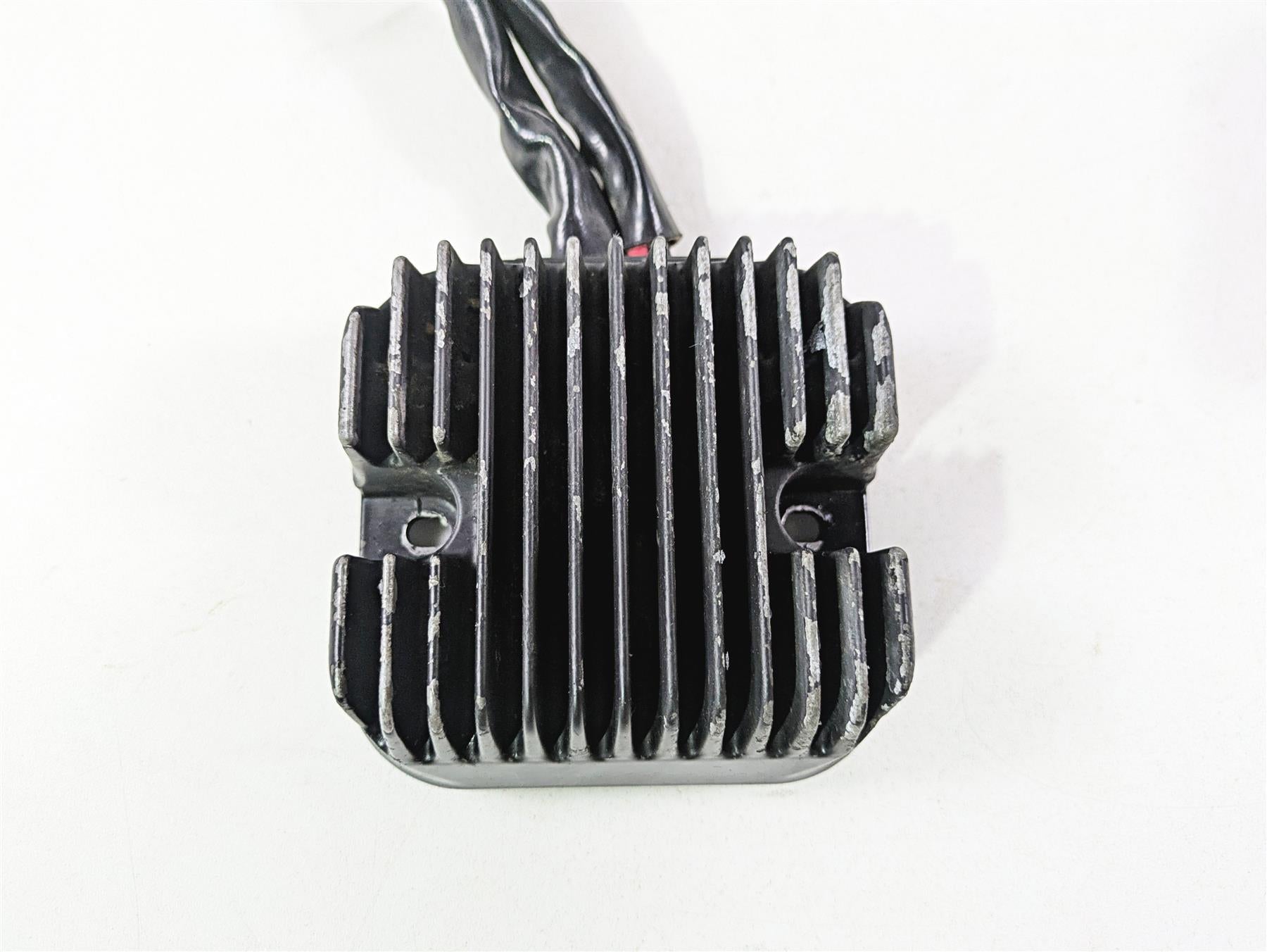 2017 Indian Chieftain Limited Rectifier Voltage Regulator 4014300 {{ shop.shopifyCountryName }} - Mototech271