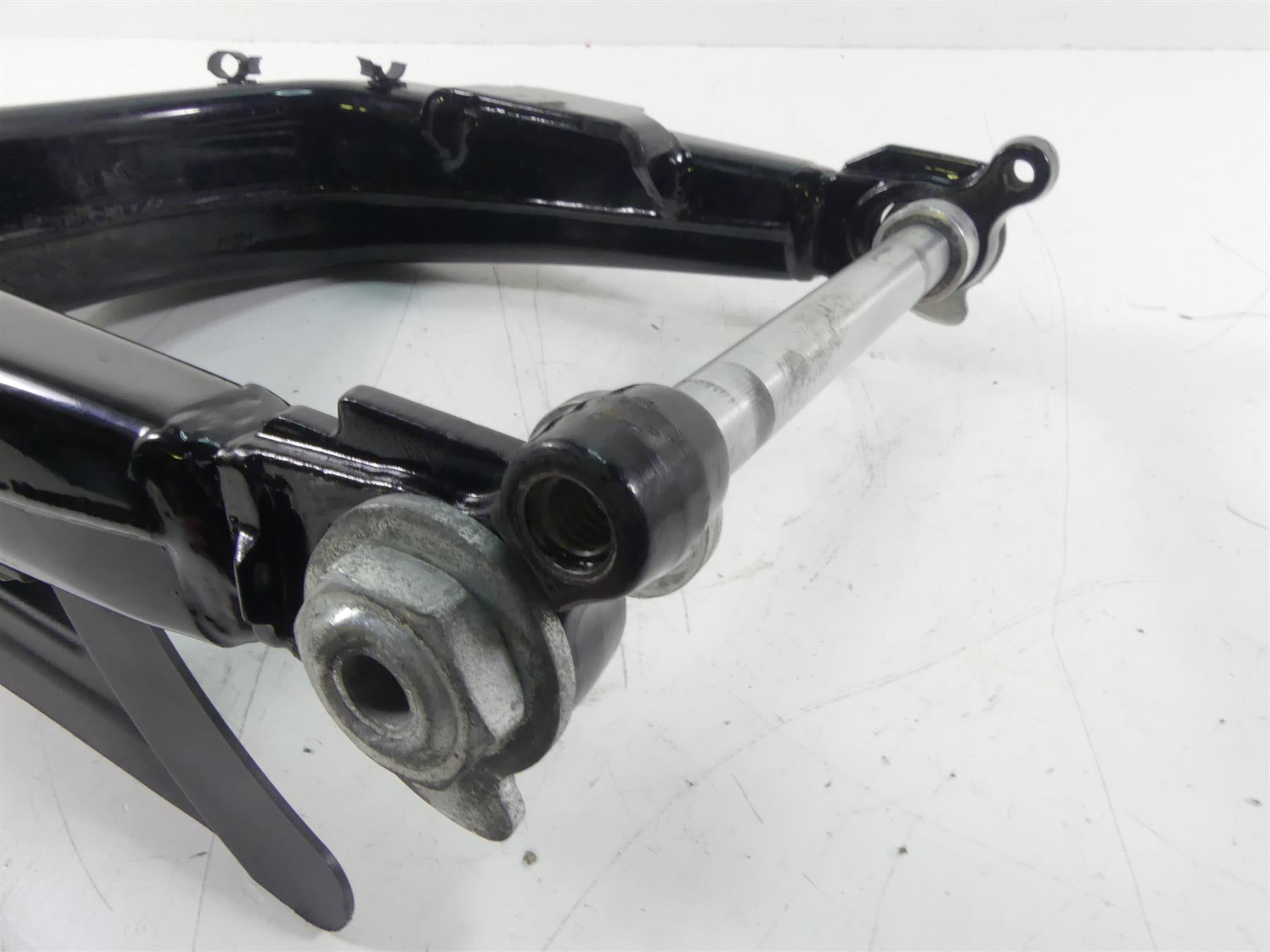2016 Harley Touring FLTRX Road Glide Rear Swingarm Swing Arm + Axle 47549-09A {{ shop.shopifyCountryName }} - Mototech271