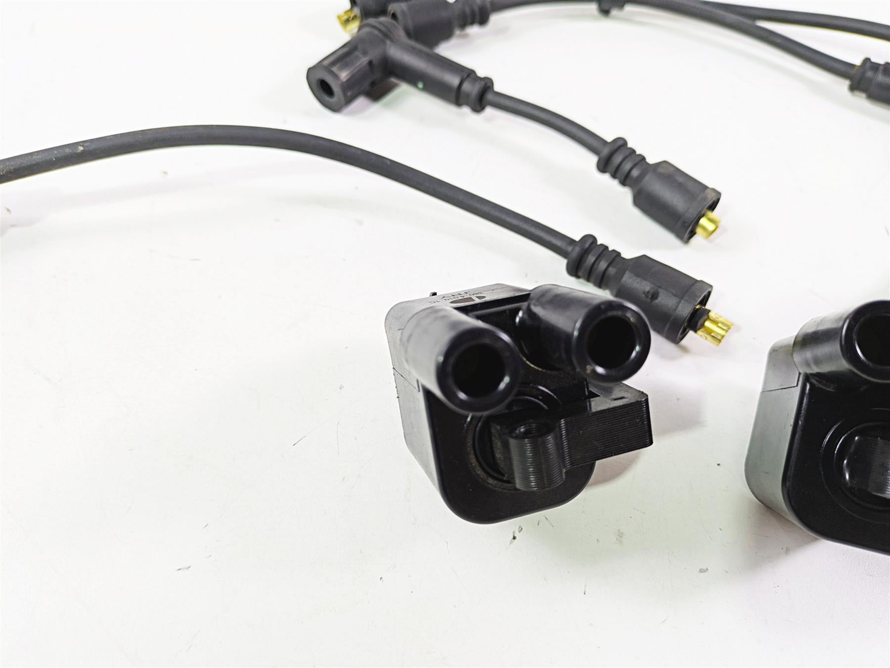2016 Ducati Monster 1200 S Ignition Coil Set Beru 38040101C {{ shop.shopifyCountryName }} - Mototech271