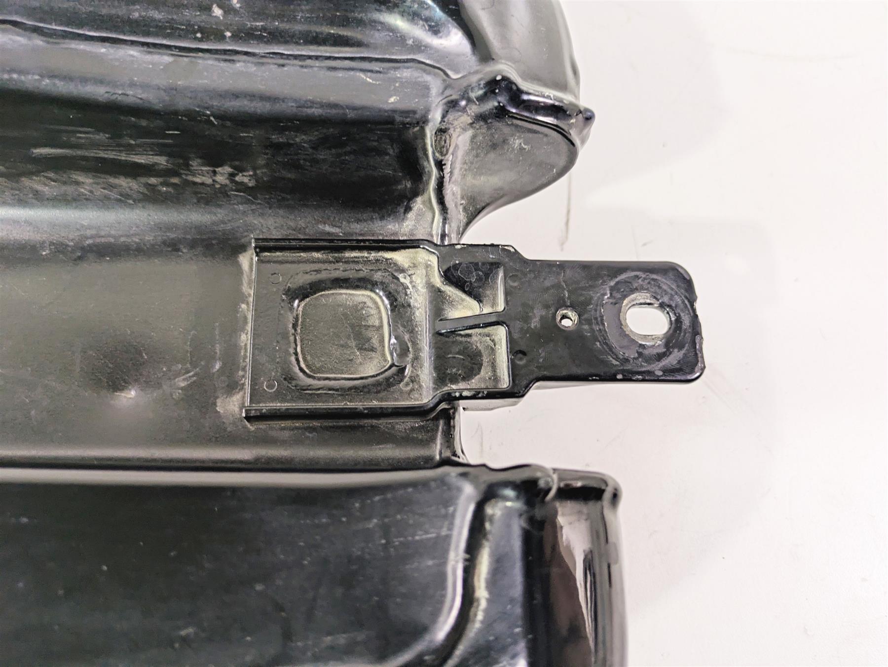 2014 Harley FLS Softail Slim Fuel Gas Petrol Tank Reservoir - Read 61625-11 {{ shop.shopifyCountryName }} - Mototech271