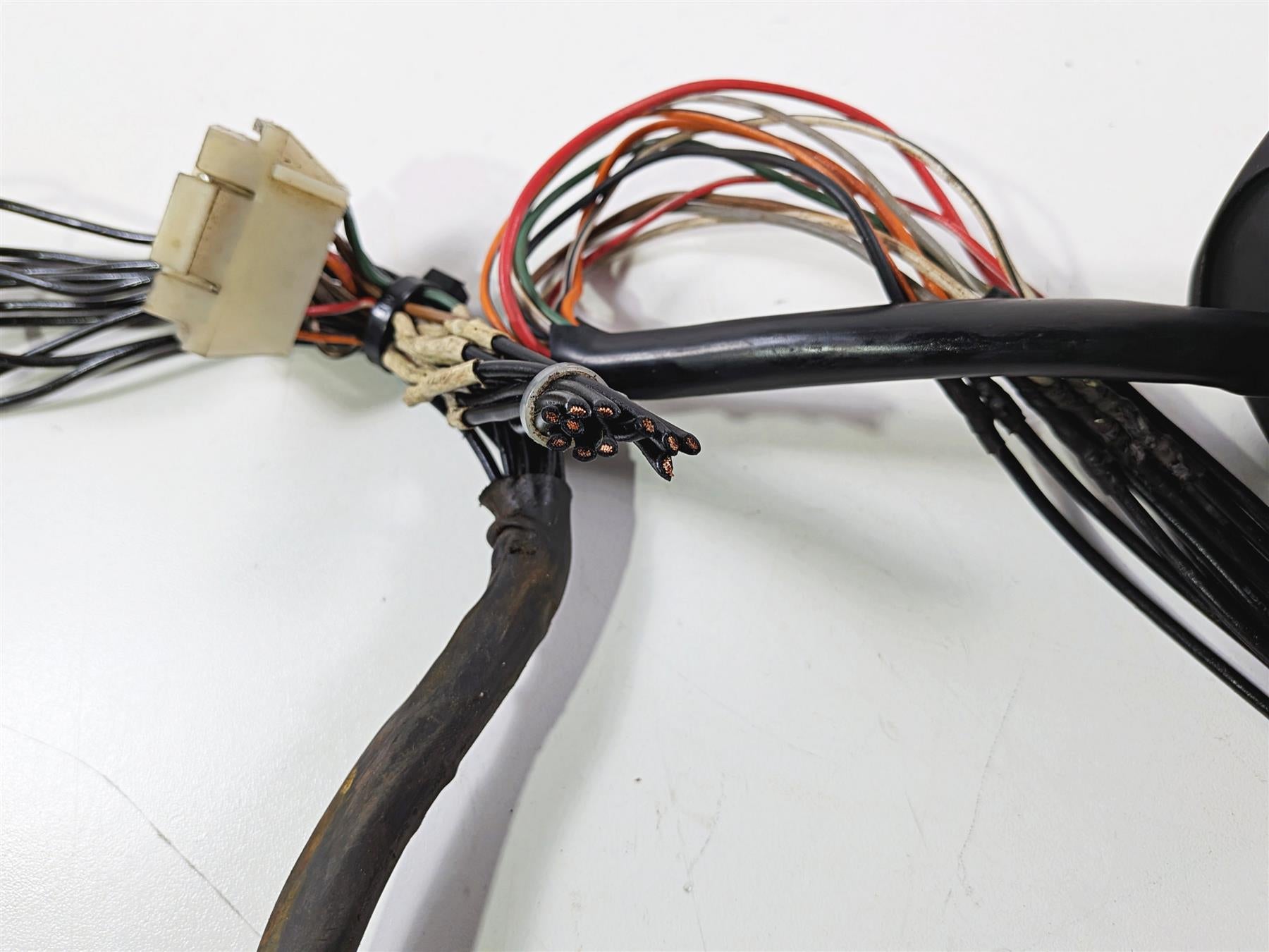 1990 Harley Touring FLHTC Electra Glide Right Hand Control Switch 71589-92 {{ shop.shopifyCountryName }} - Mototech271